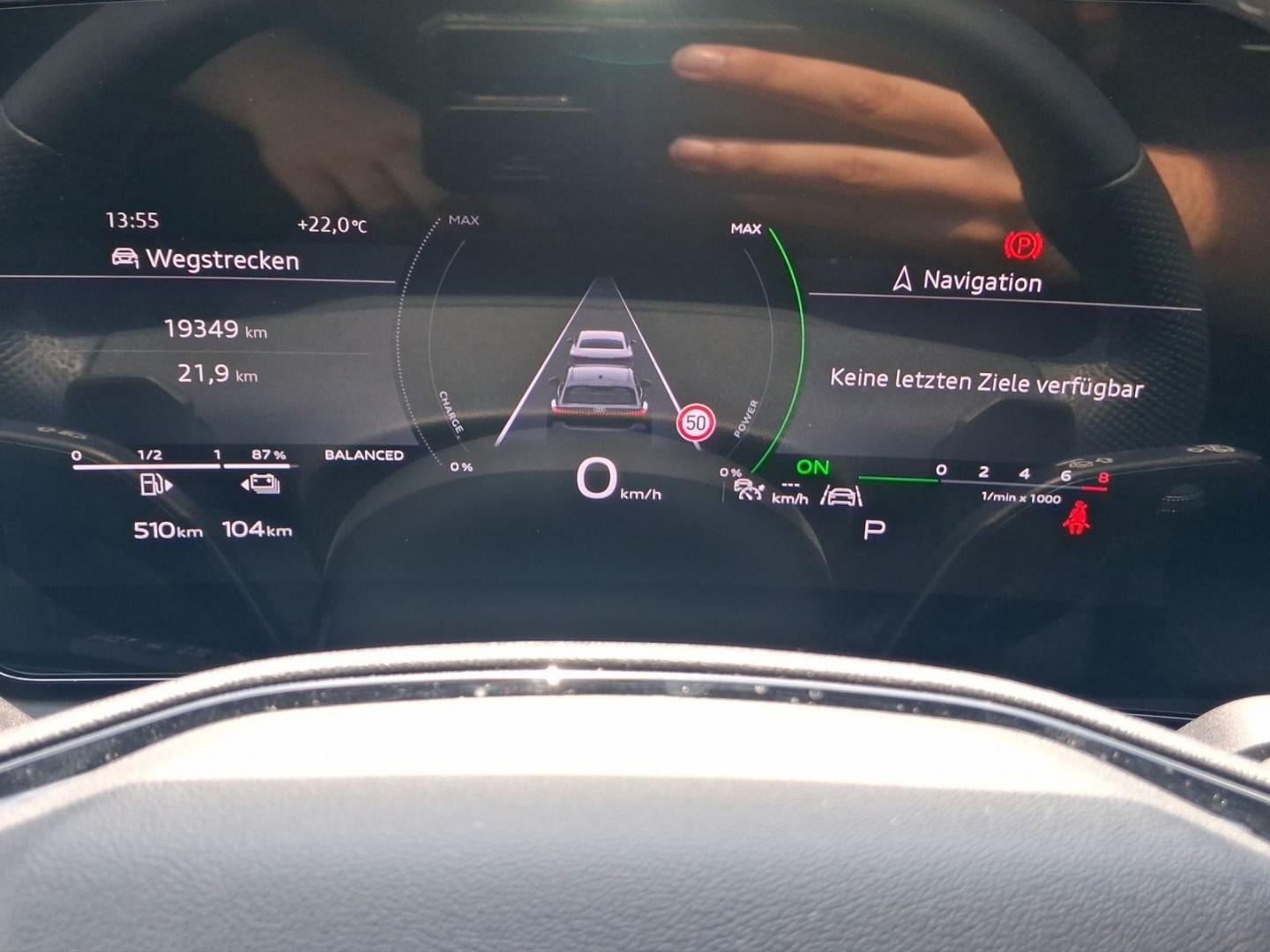 Bild über Audi A5 Avant e-hybrid e-hybrid quattro 220 kW S tronic - für weitere Informationen kontaktieren Sie den Audi Partner