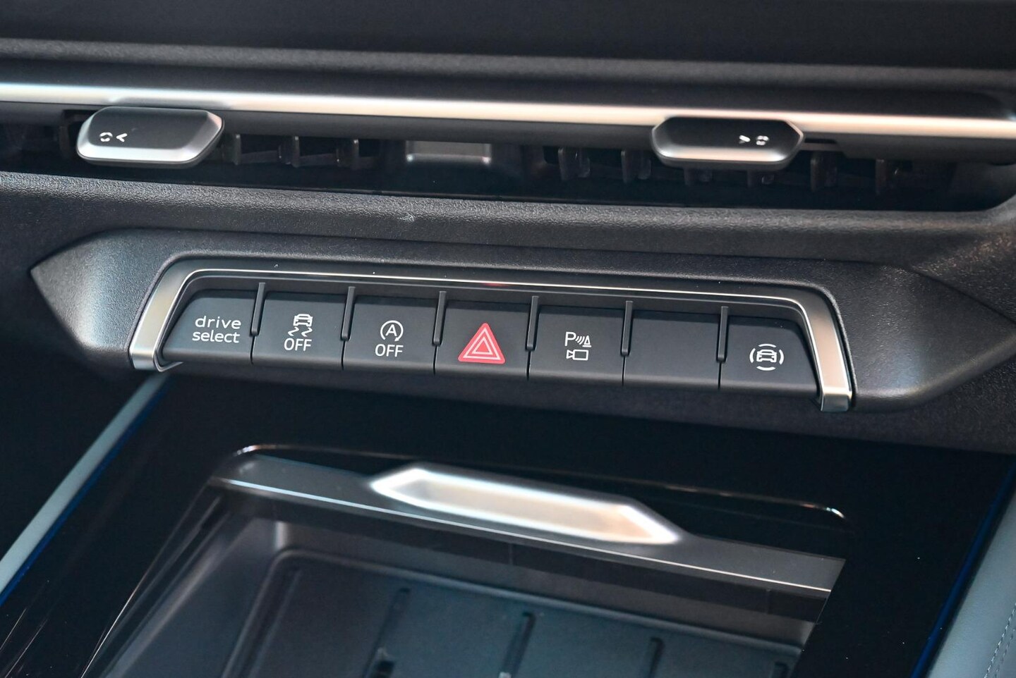 Image about Audi Q3 SUV TFSI quattro 150 kW