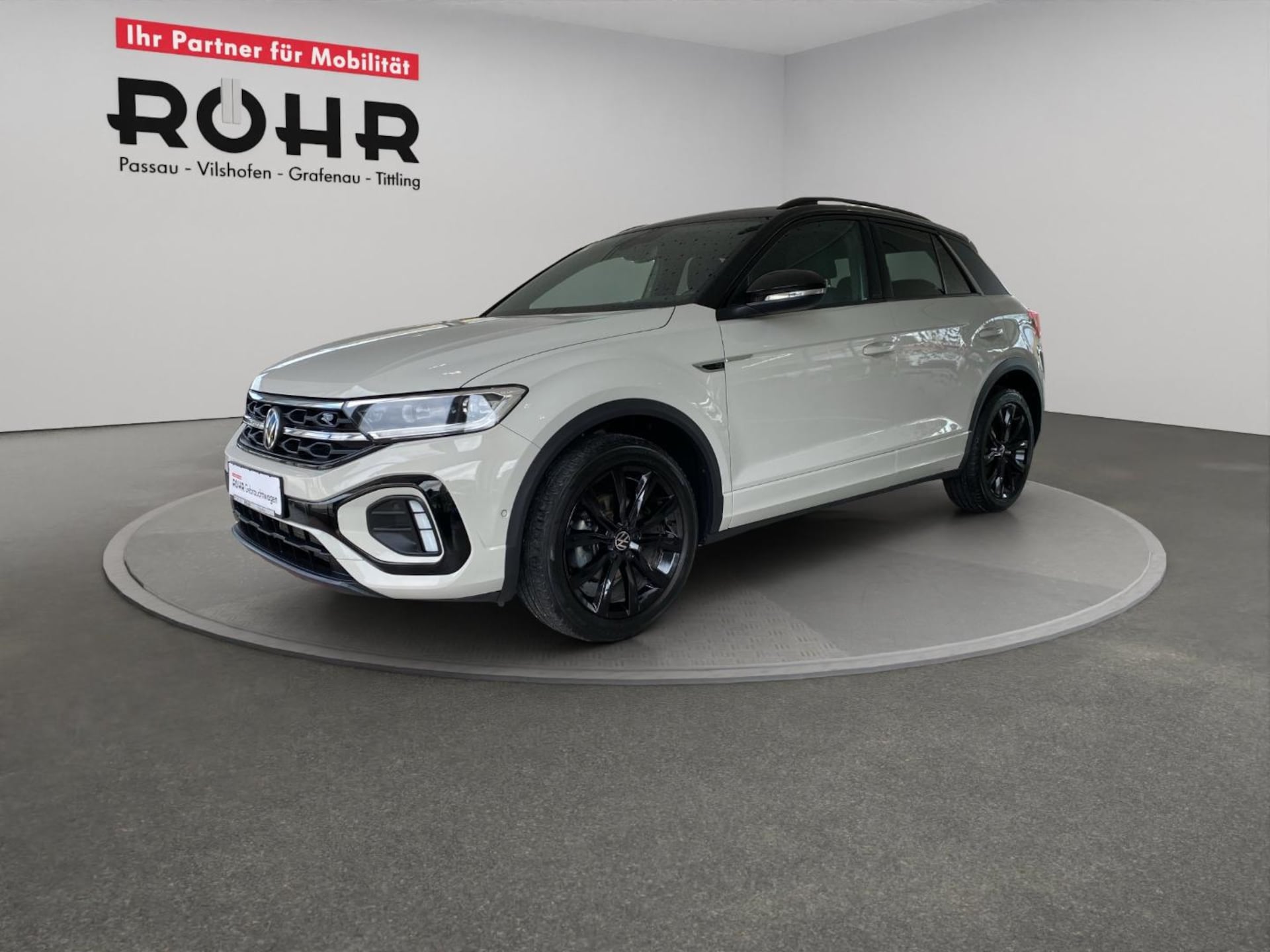 Volkswagen T-Roc 2023 — 1.5 TSI Black ACC Kam. LED Matrix