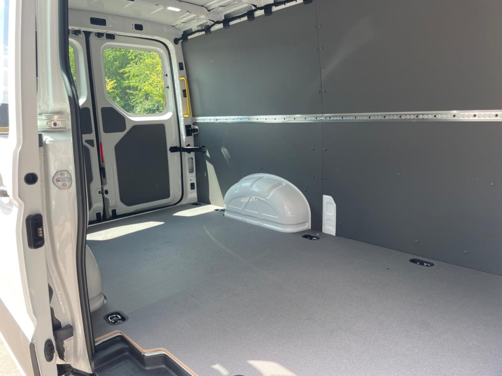 Volkswagen Crafter Kasten mittlerer Radstand