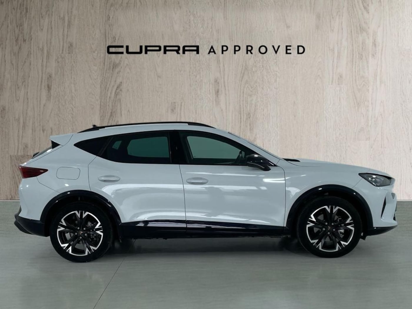 CUPRA Formentor 1.5 TSI e-Hybrid DSG 150 kW (204 CV) — photo 4