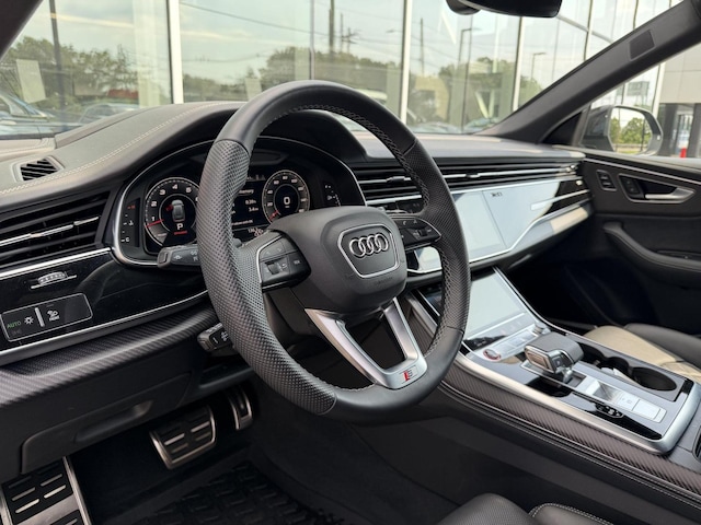 2025 Audi SQ8