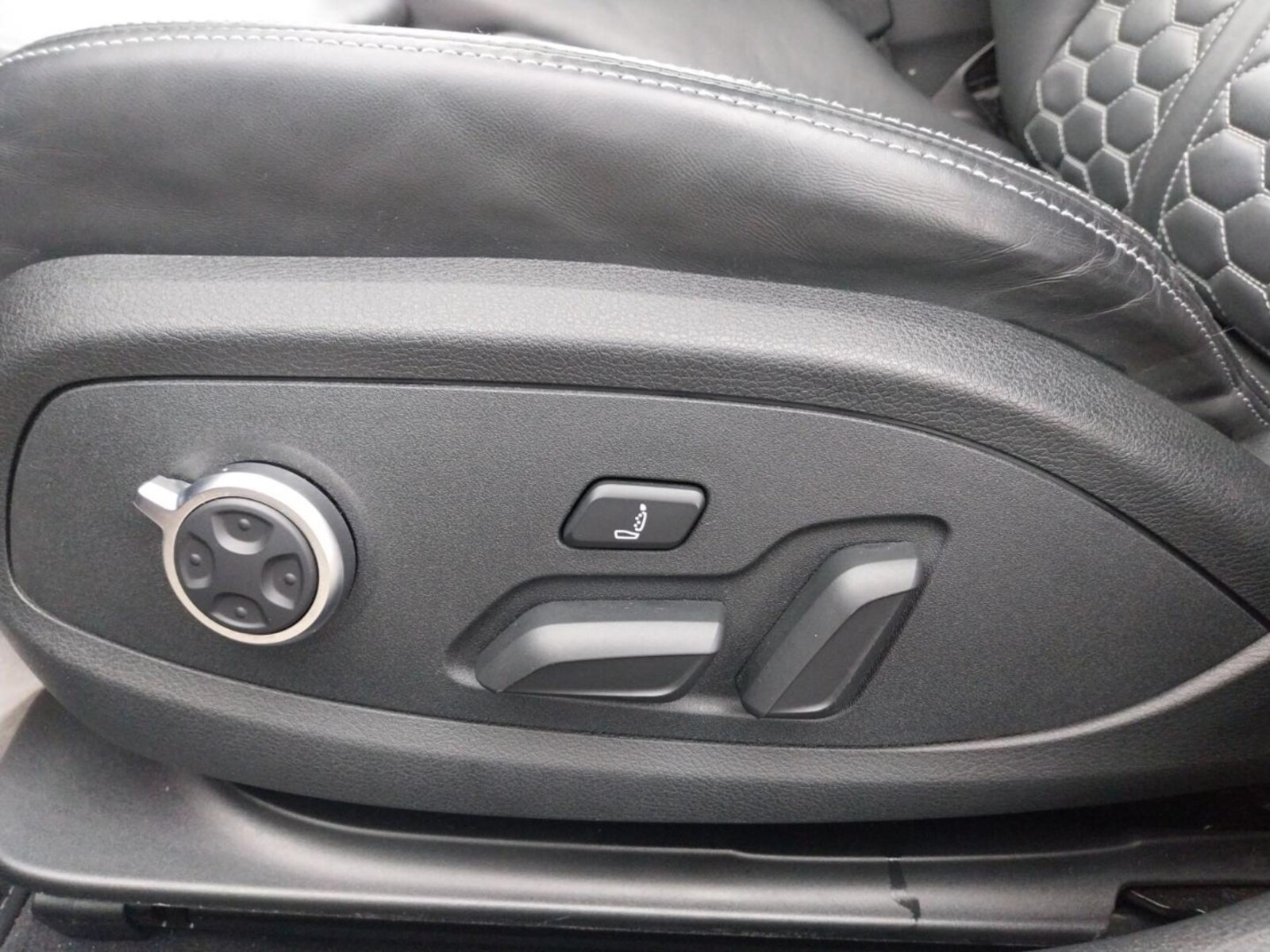 Audi RS 4 Avant – Bild 8