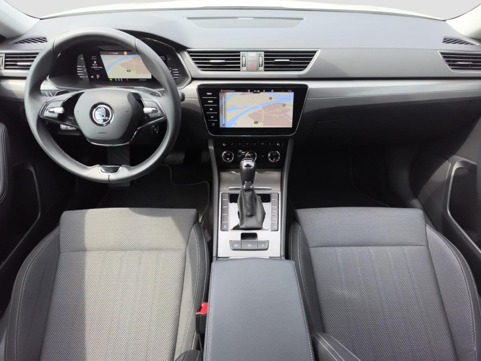 Škoda Superb Combi – Bild 18