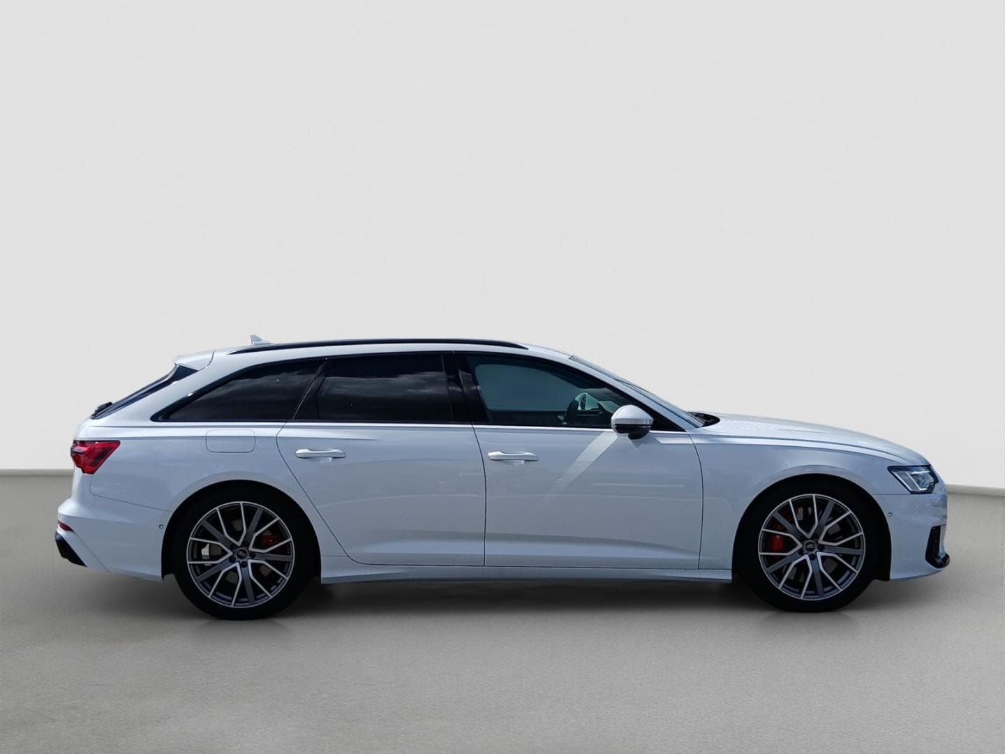 Bild über Audi S6 Avant TDI quattro tiptronic - für weitere Informationen kontaktieren Sie den Audi Partner