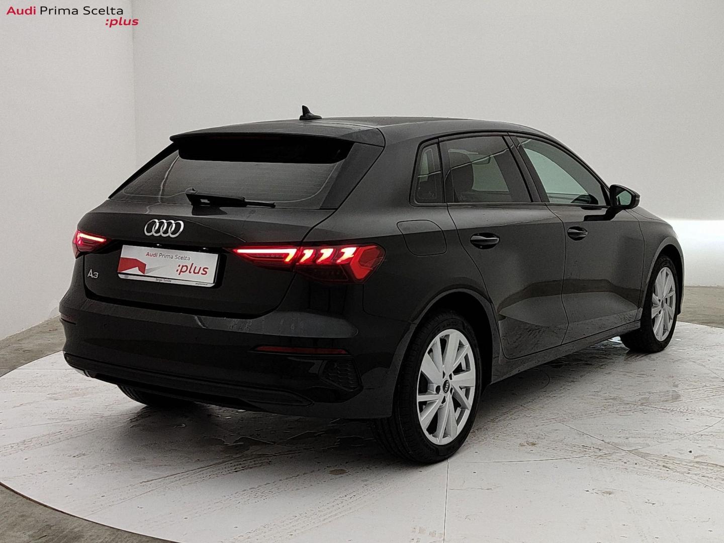 Immagine di Audi A3 Sportback TFSI e Business 40 TFSI e 150 kW (204 PS) S tronic - Vista: for more details contact your dealer