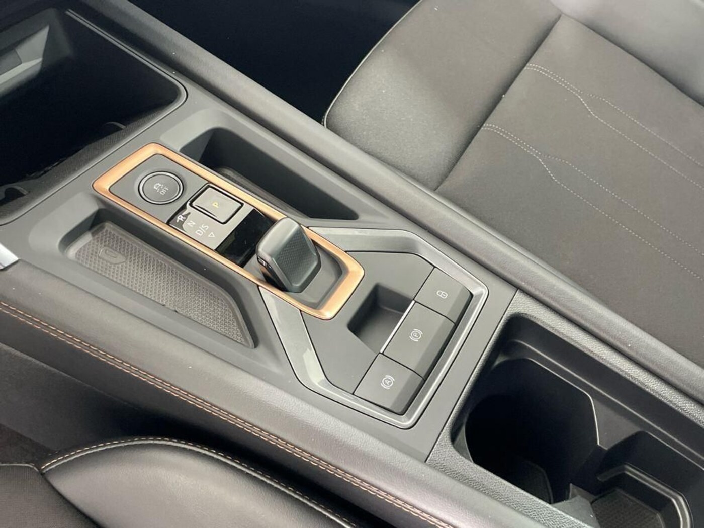 CUPRA Formentor 1.5 TSI e-Hybrid DSG 150 kW (204 CV) — photo 19