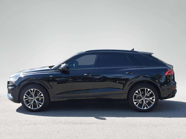 2022 Audi Q8