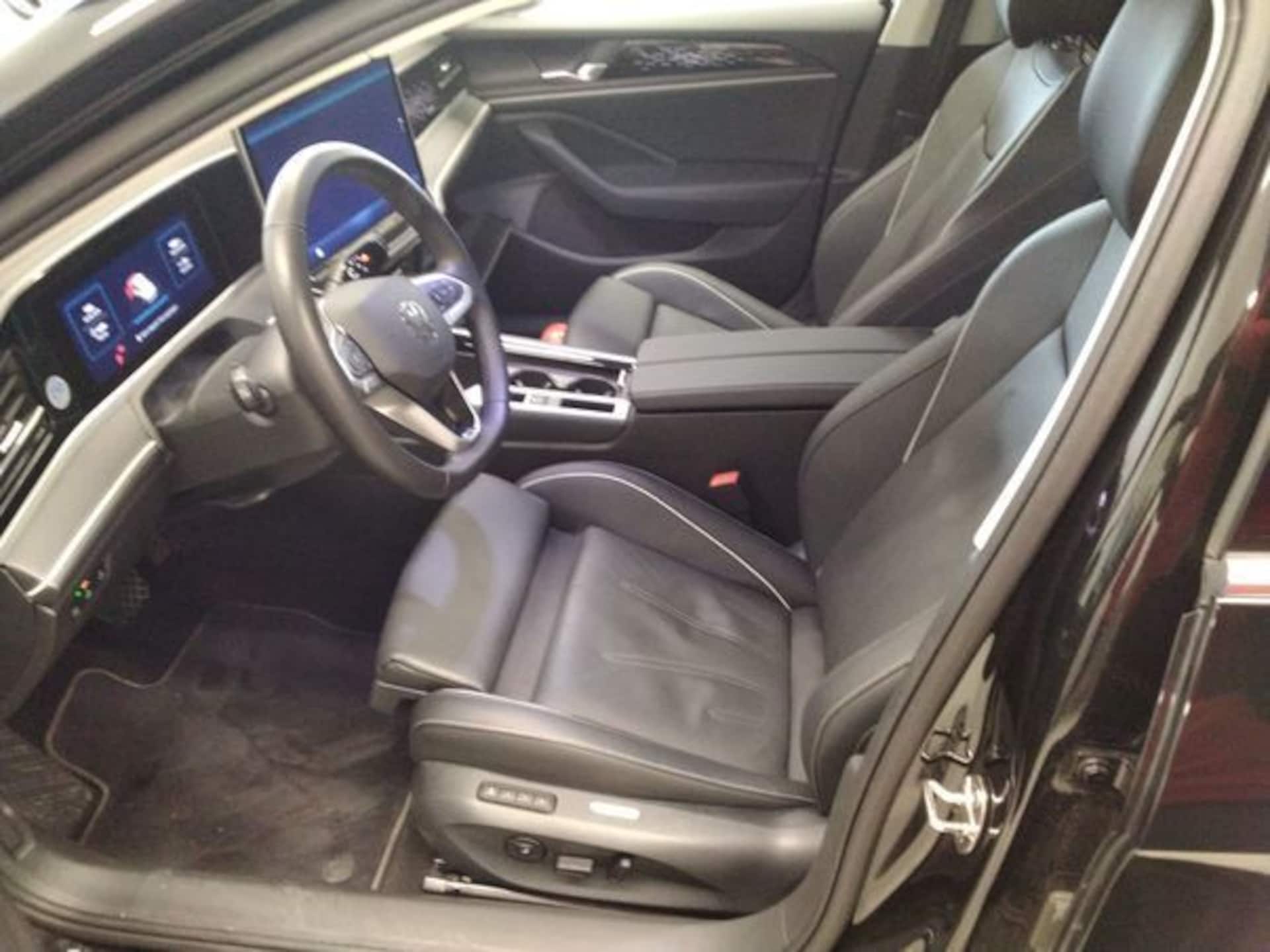 Volkswagen Passat Elegance