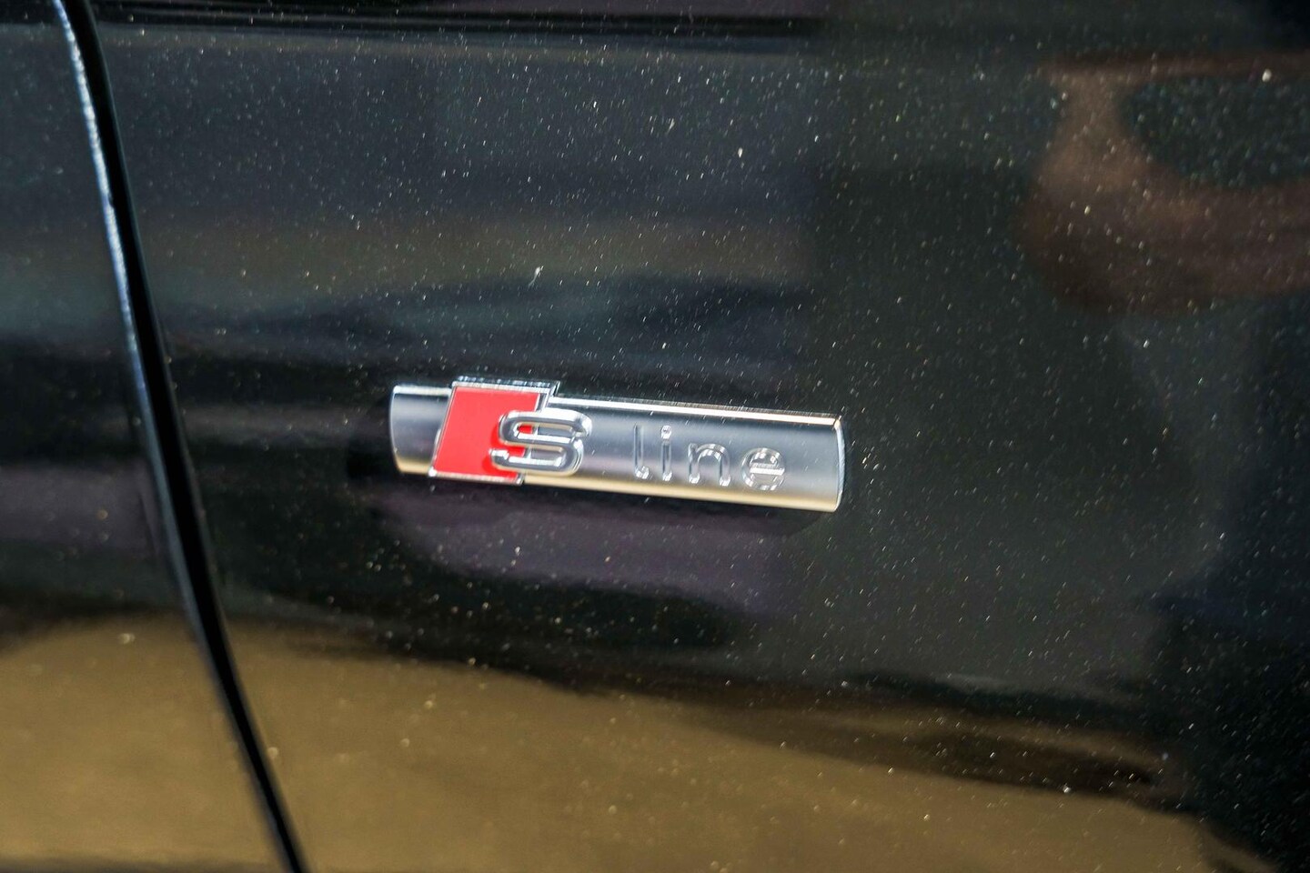 Image about Audi Q6 SUV e-tron e-tron quattro