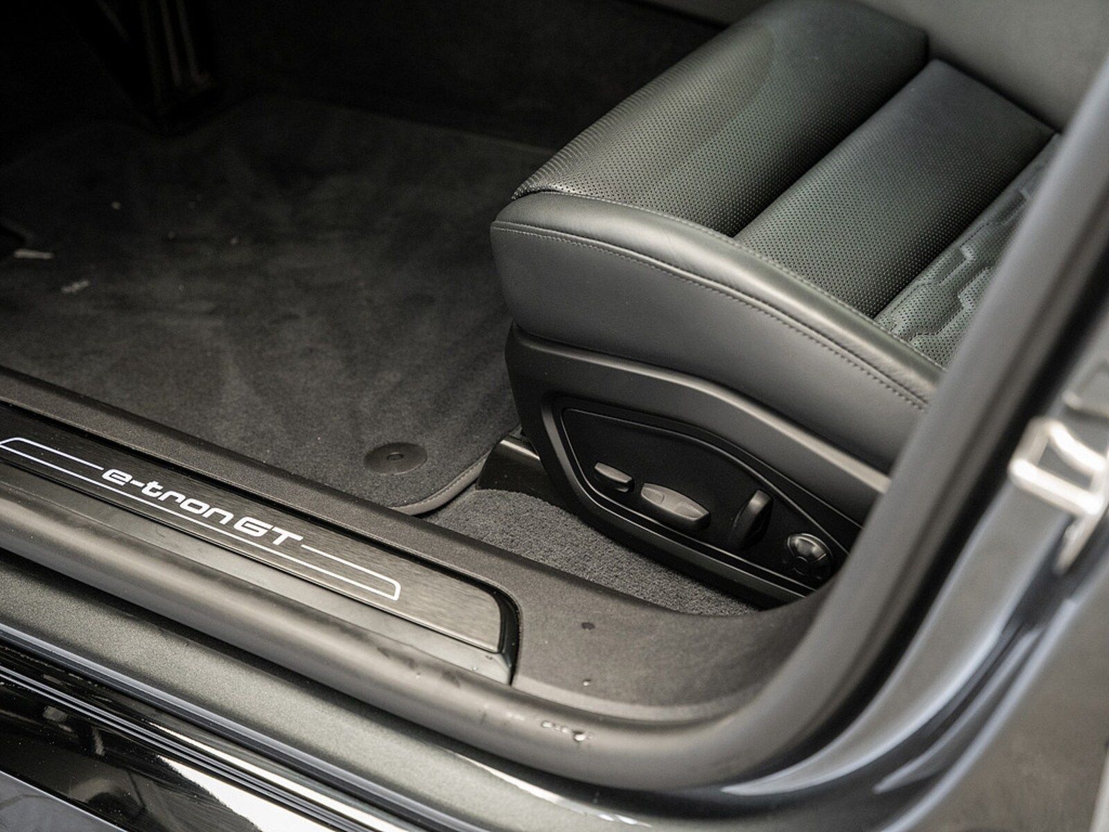 Audi e-tron GT quattro – Bild 14