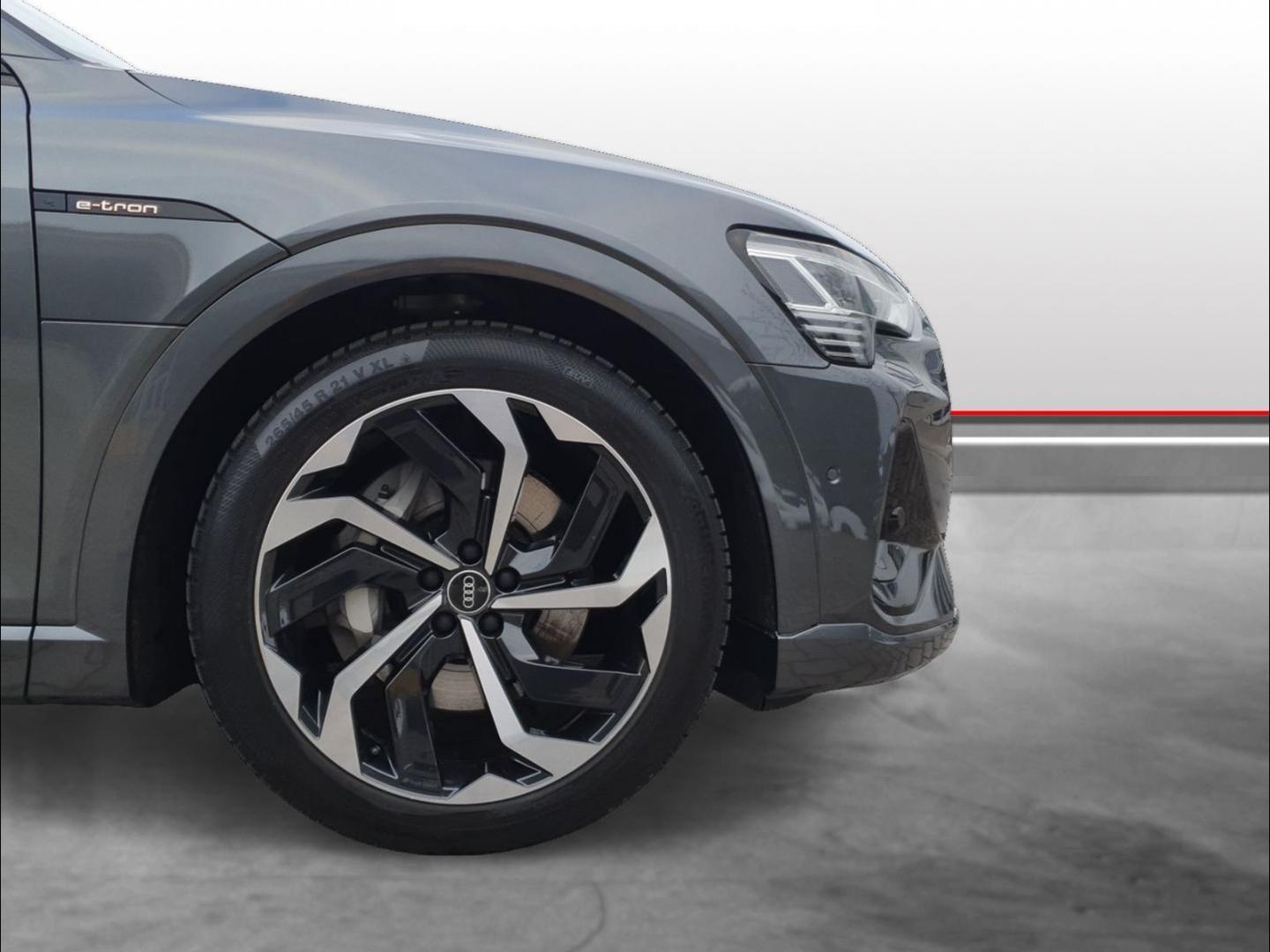Image about Audi e-tron Sportback S line 55 quattro 300,00 kW