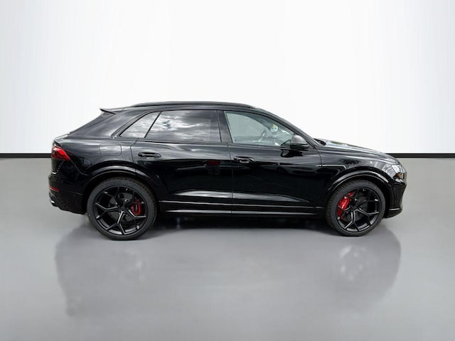 2026 Audi RS Q8 SUV performance