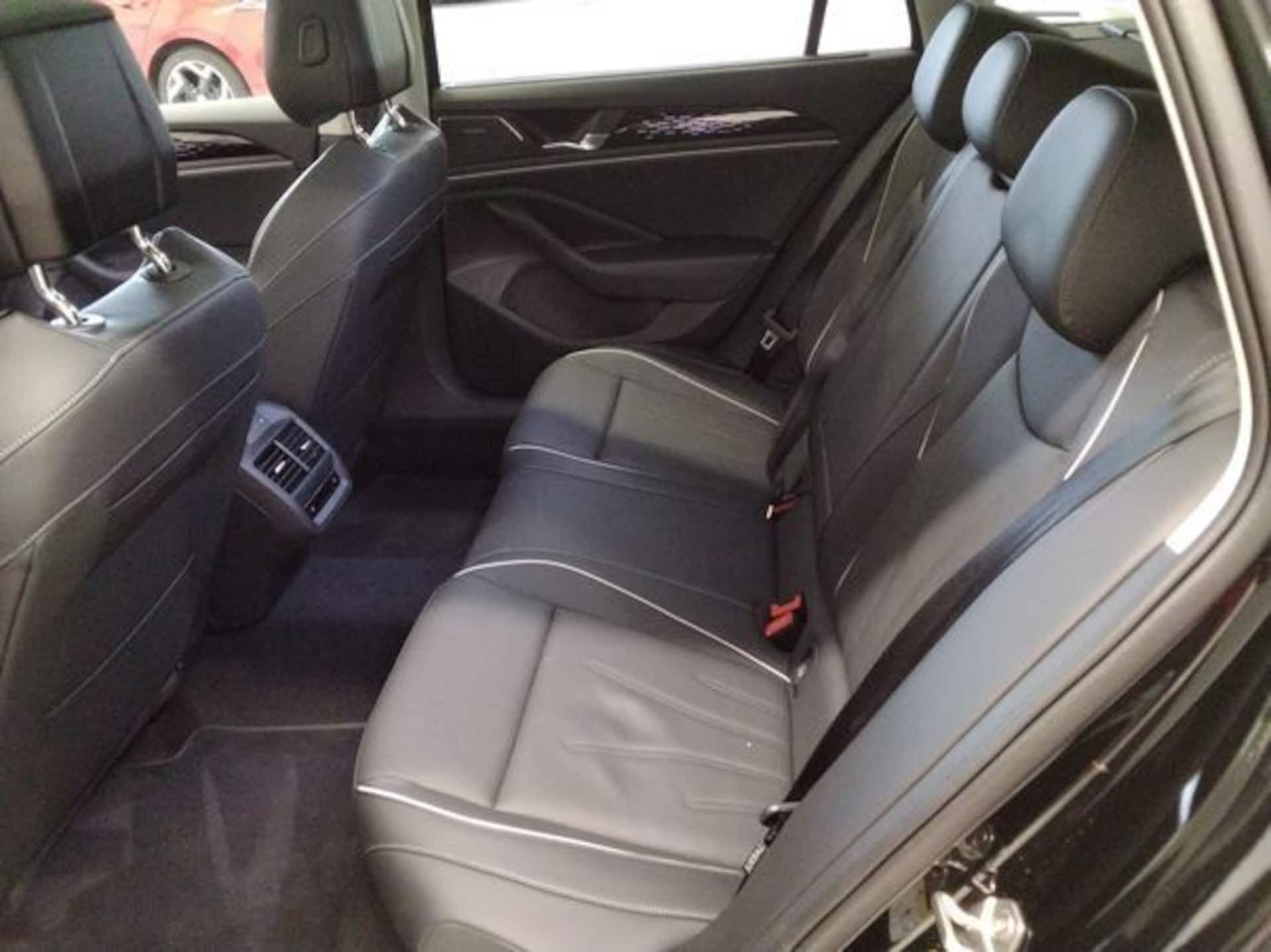Volkswagen Passat Elegance