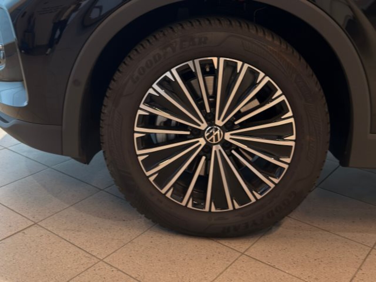 Volkswagen Tiguan – Bild 4
