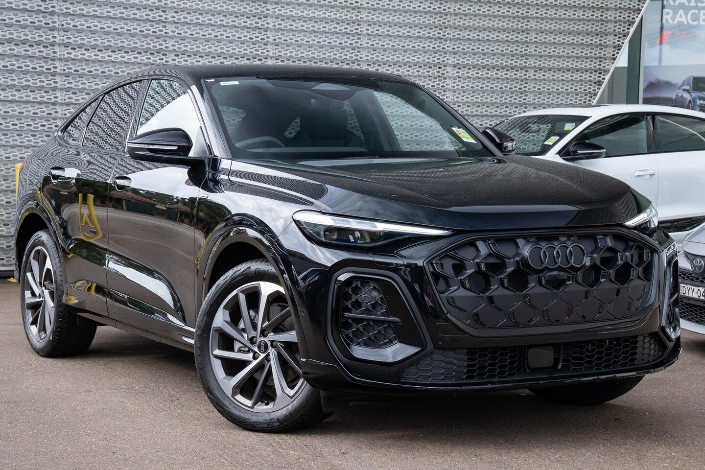 Image about Audi Q5 Sportback TFSI quattro 200 kW sport