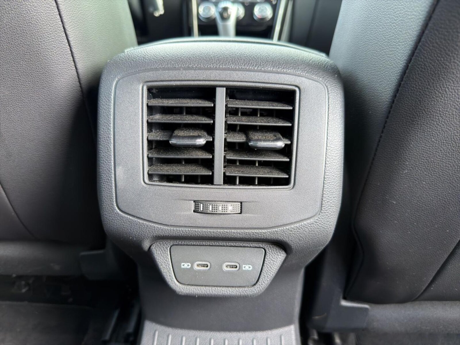 Volkswagen T-Roc – Bild 12