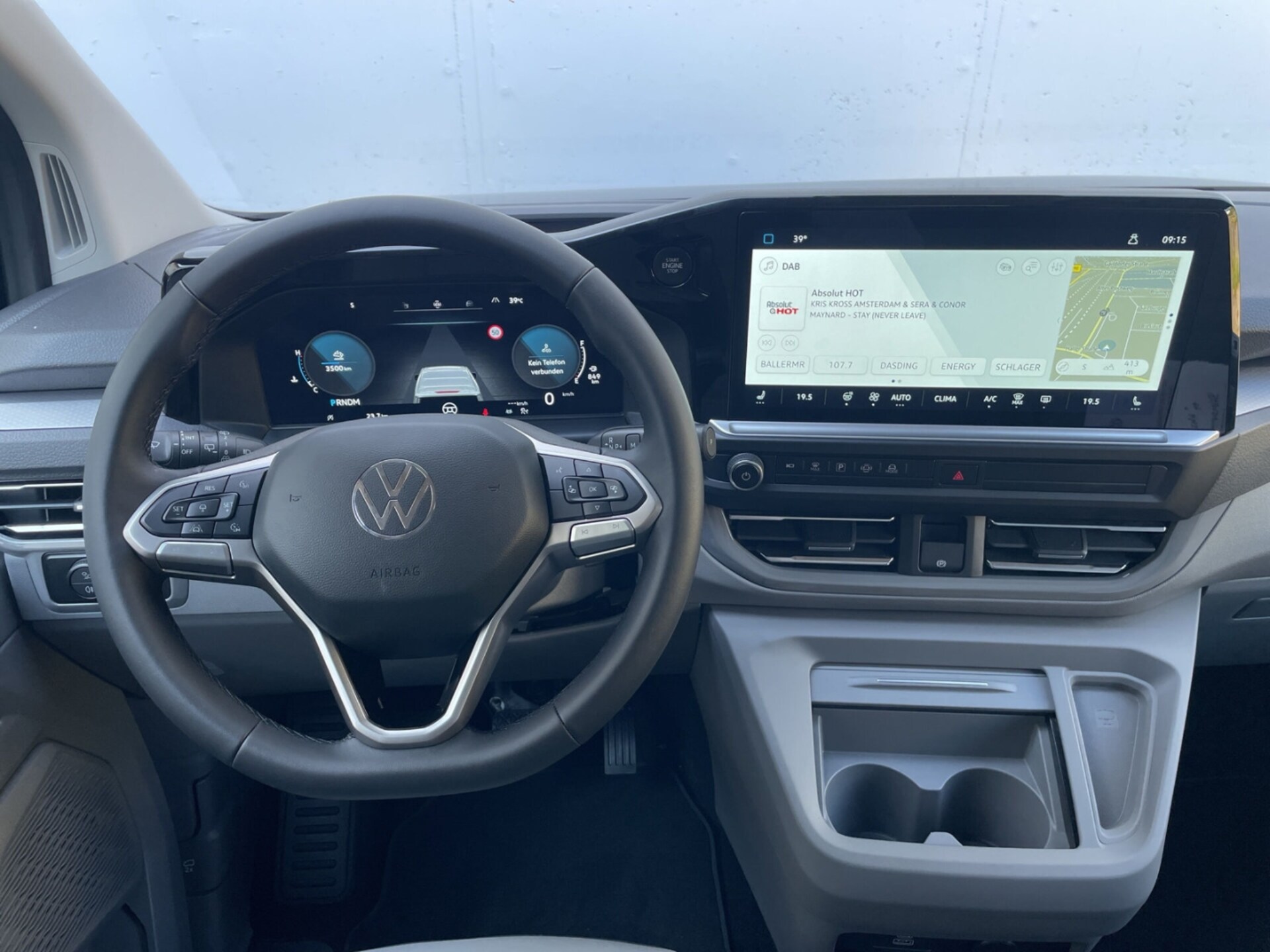 Volkswagen Caravelle Style