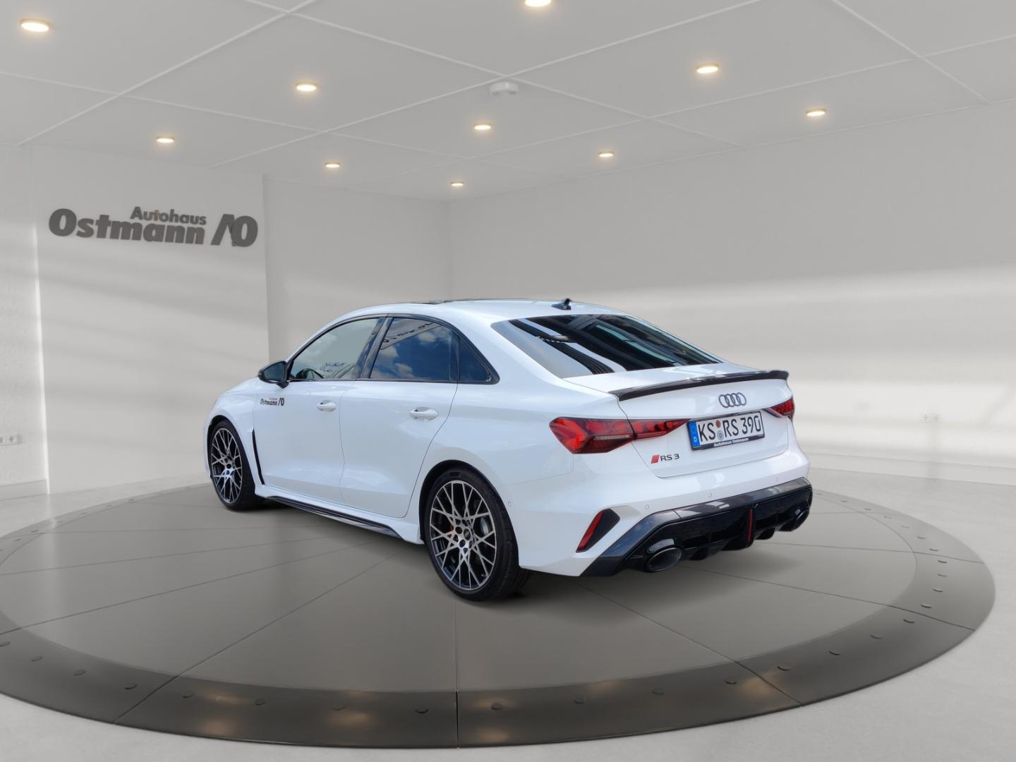 Image about Audi RS 3 Limousine TFSI quattro S tronic