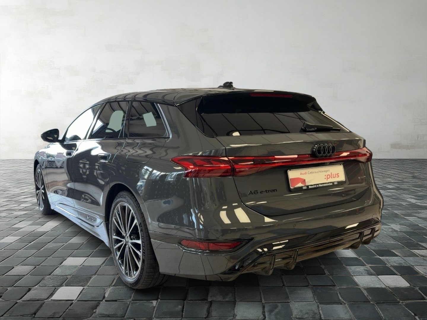 Bild über Audi A6 Avant e-tron S line business e-tron quattro 315 kW - für weitere Informationen kontaktieren Sie den Audi Partner