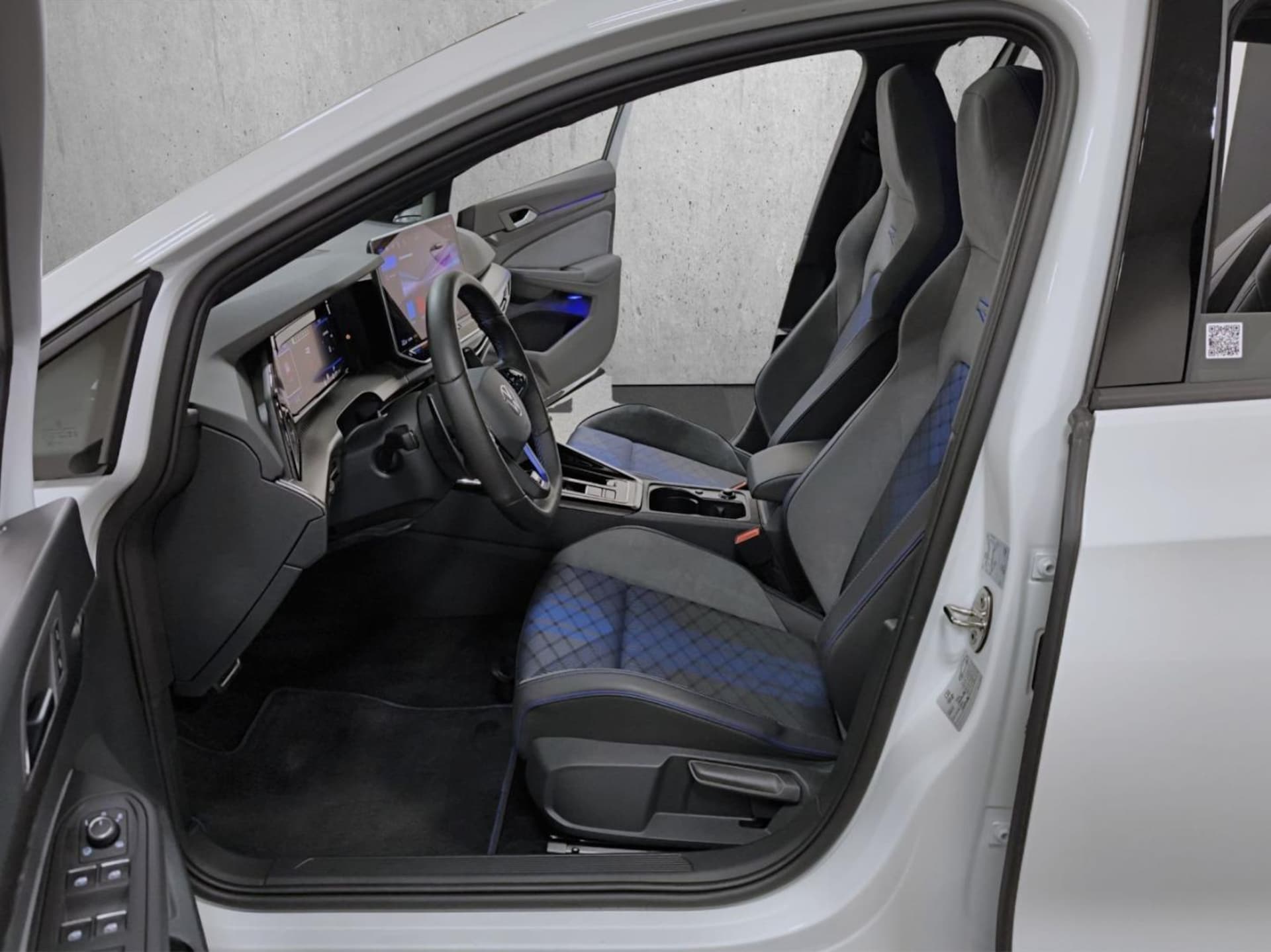 Volkswagen Golf R Black Edition