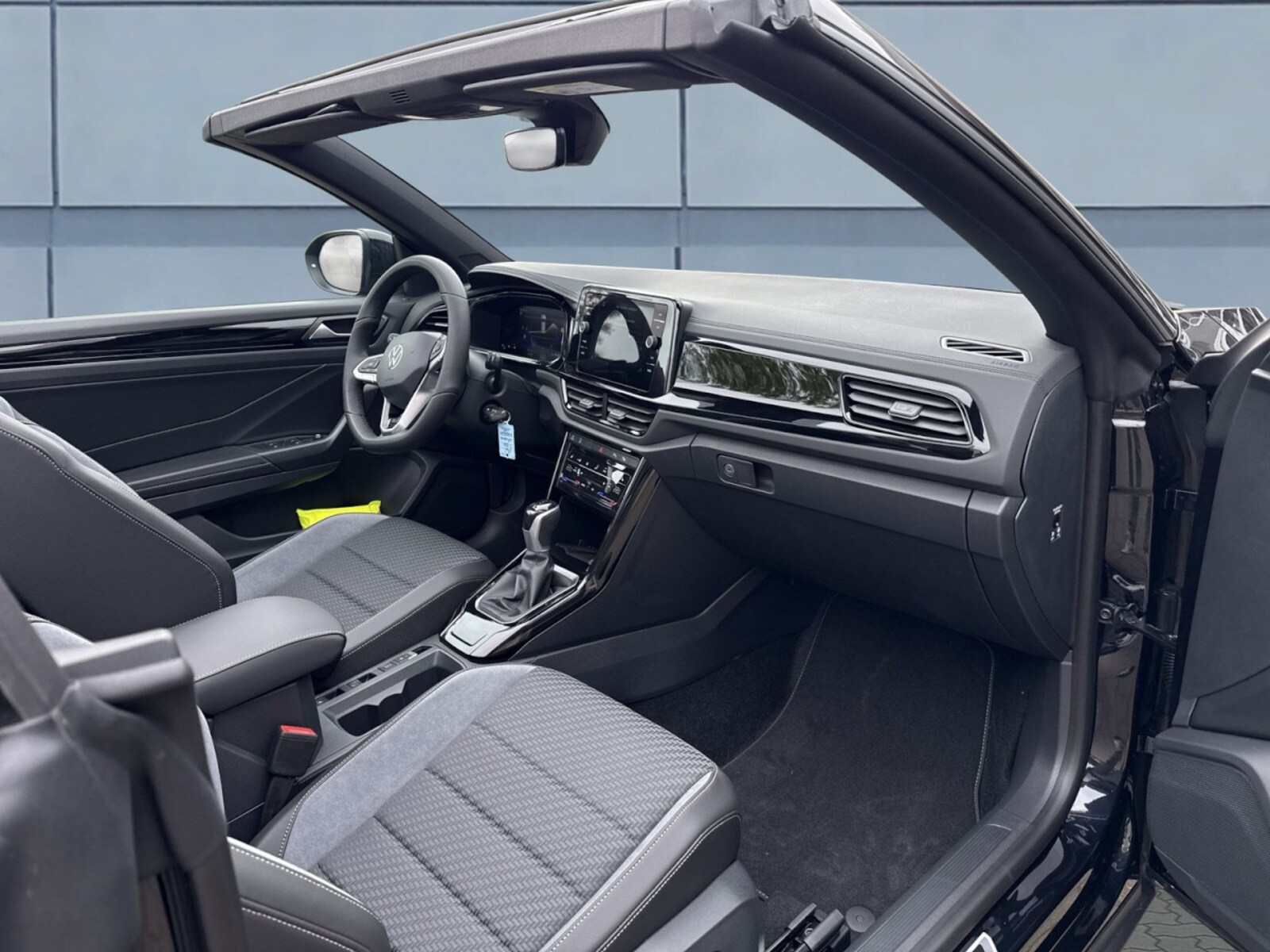 Volkswagen T-Roc Cabriolet – Bild 10