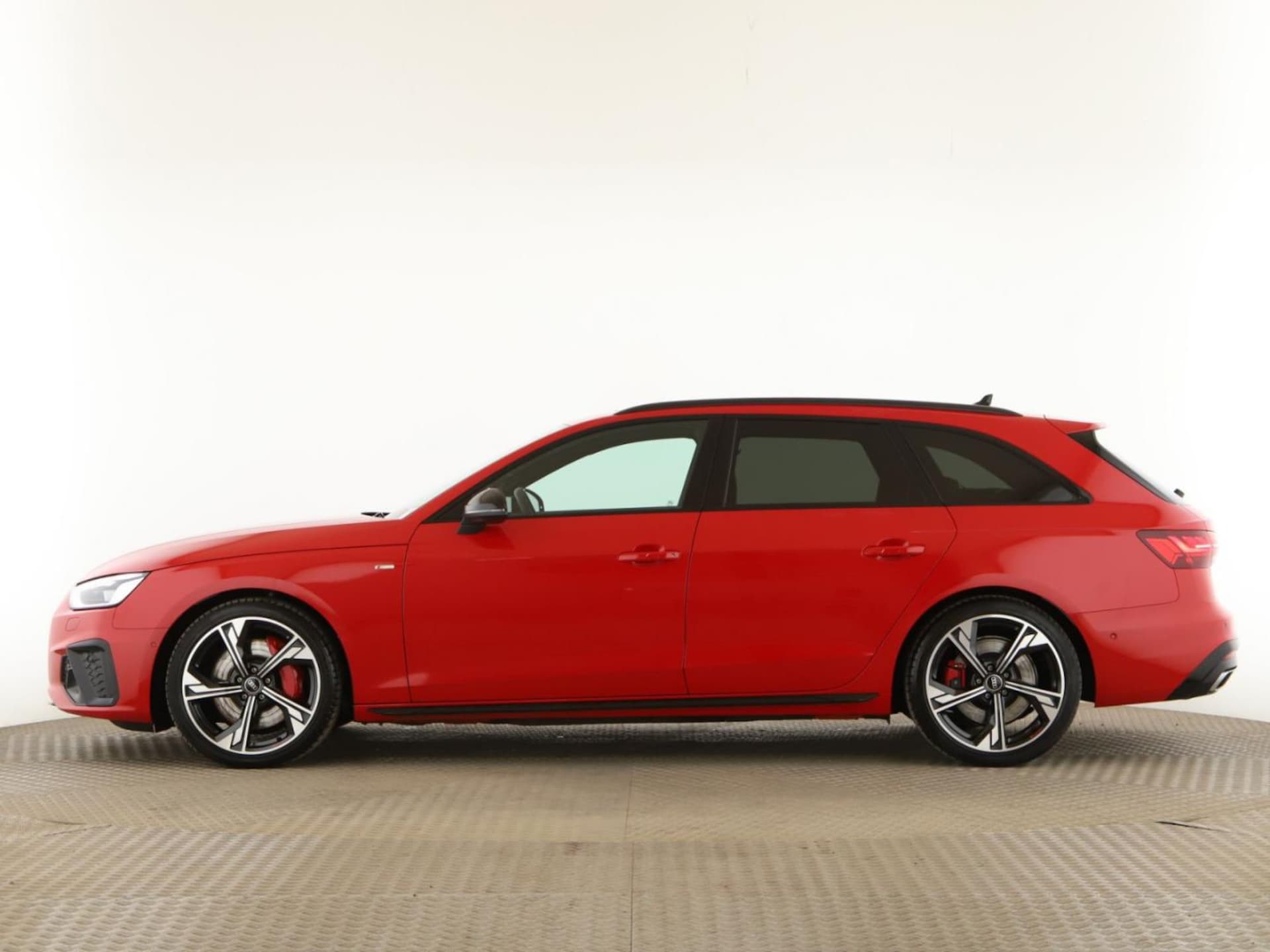 Audi A4 Avant S line