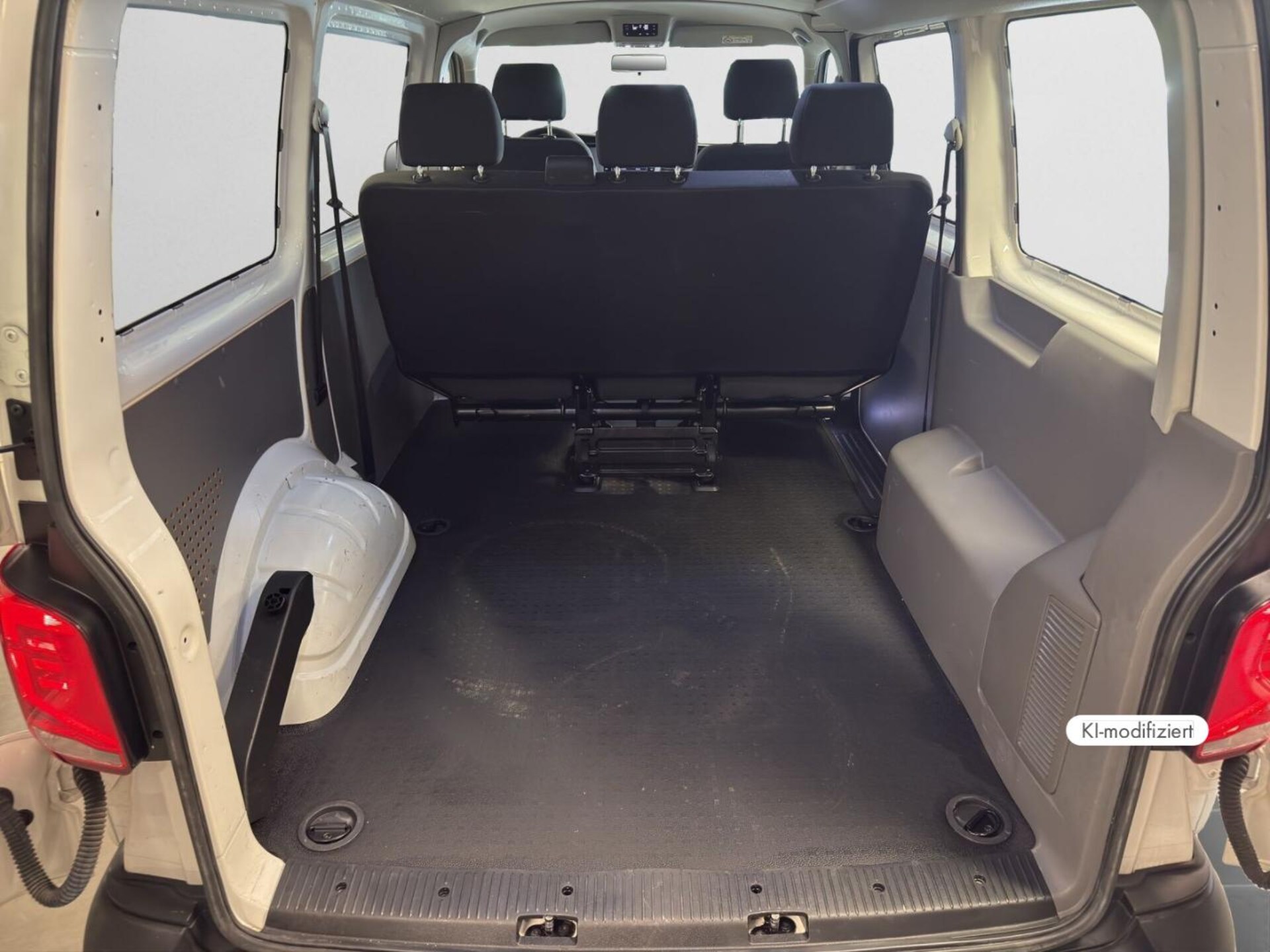 Volkswagen T6.1 Transporter Kombi kurzer Radstand