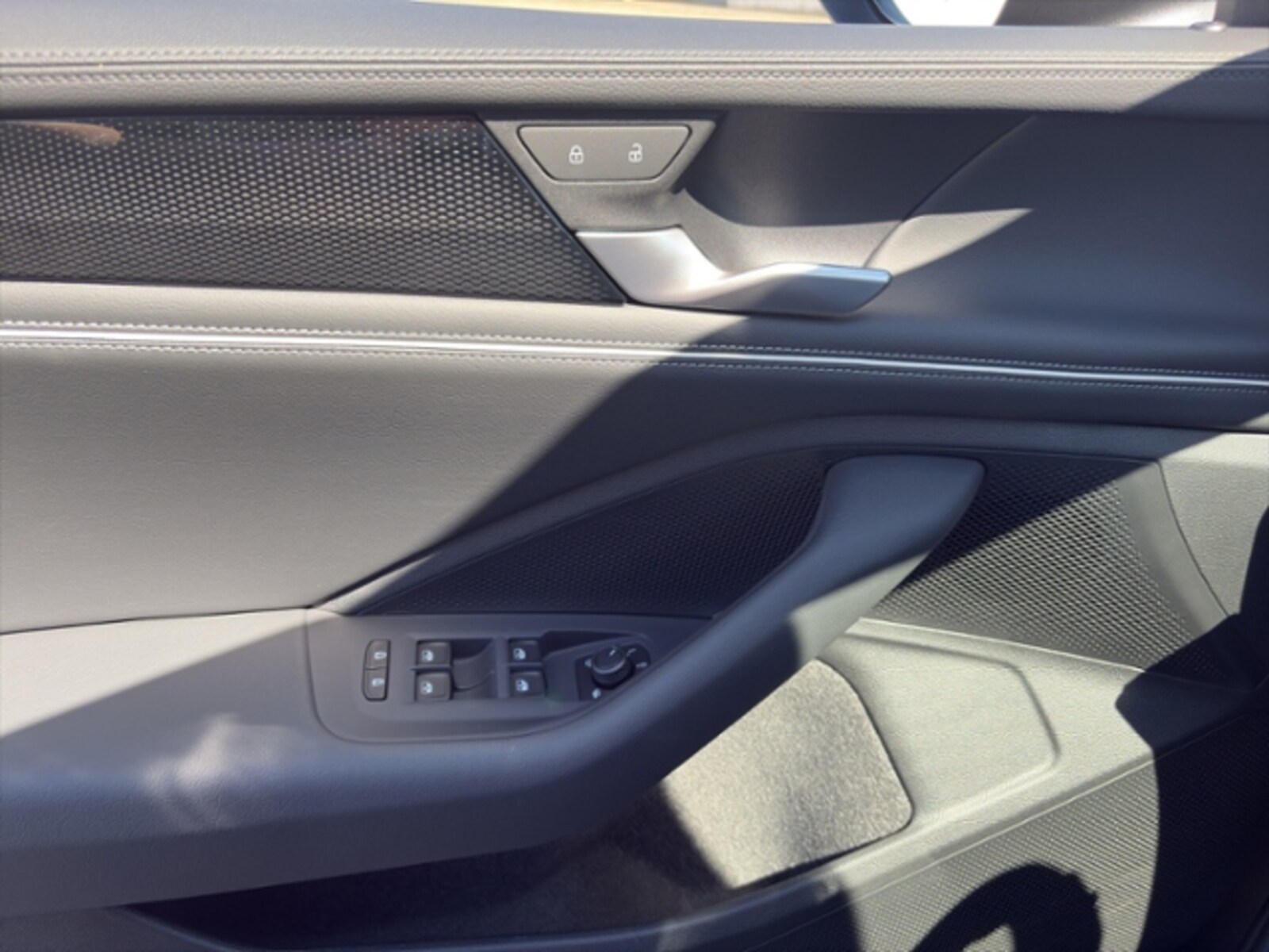 Volkswagen Passat – Bild 11