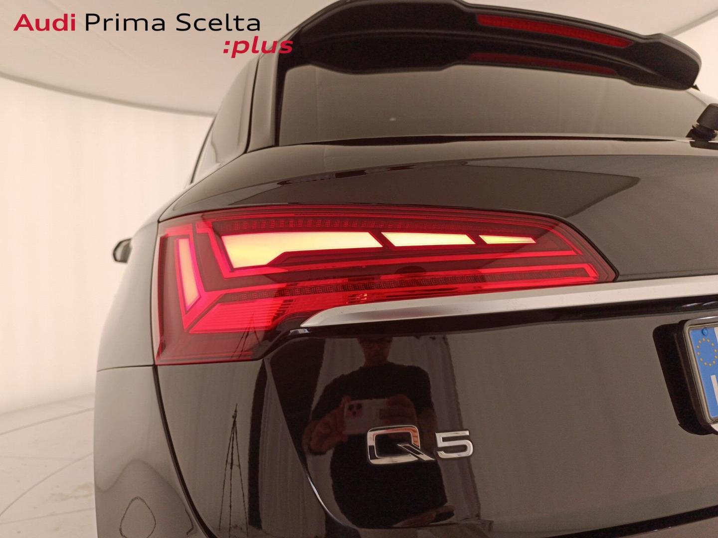 Immagine di Audi Q5 S line 40 TDI quattro 150 kW (204 PS) S tronic - Vista: for more details contact your dealer