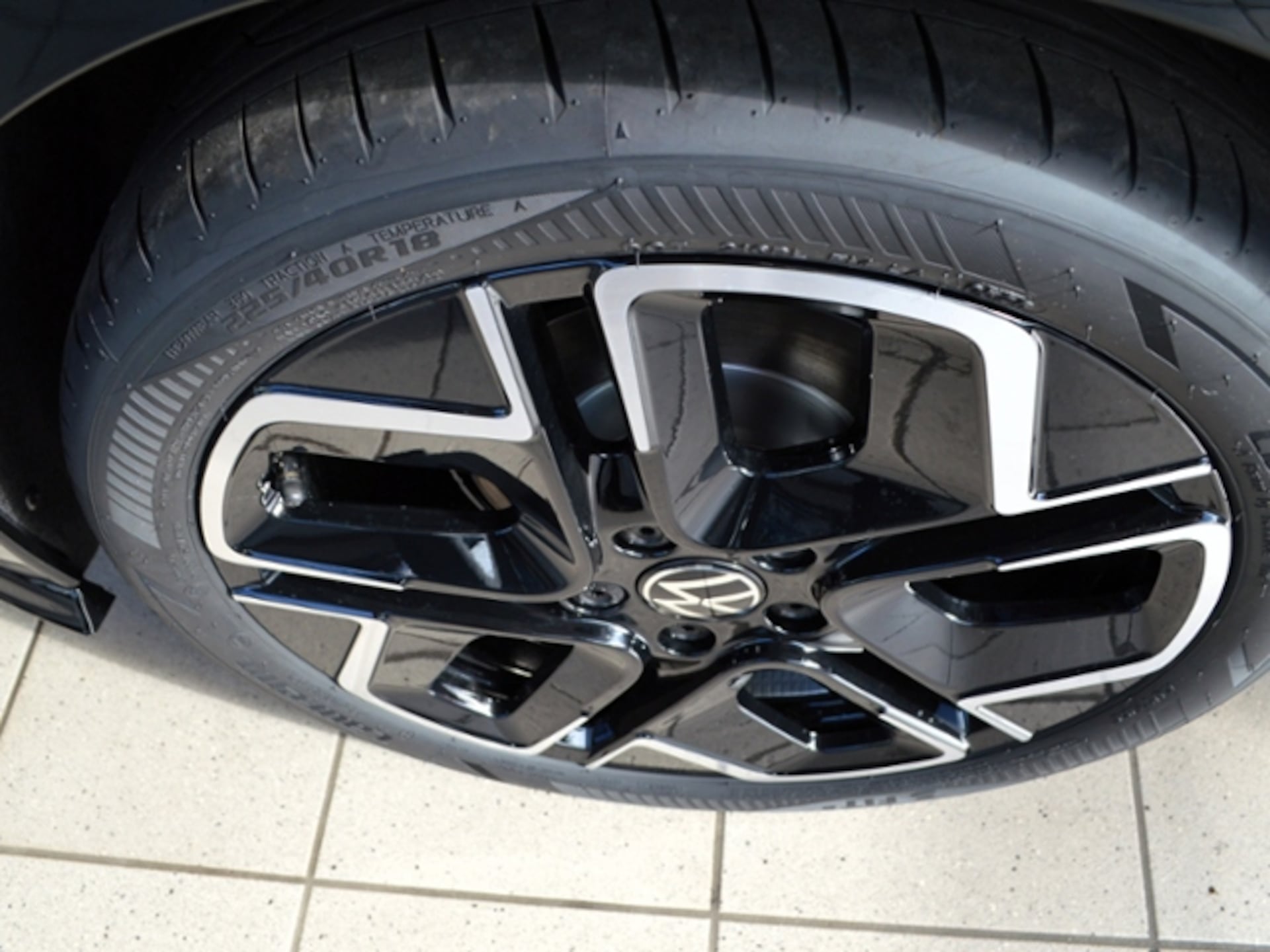 Volkswagen Golf R-Line