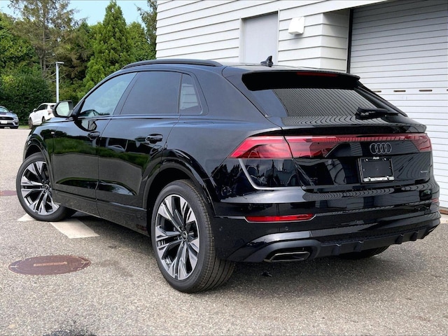 2026 Audi Q8