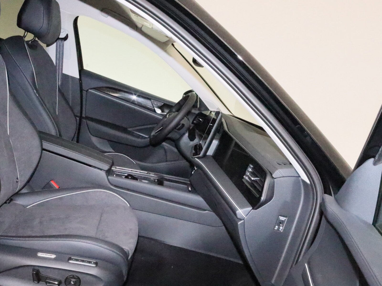 Volkswagen Passat – Bild 8