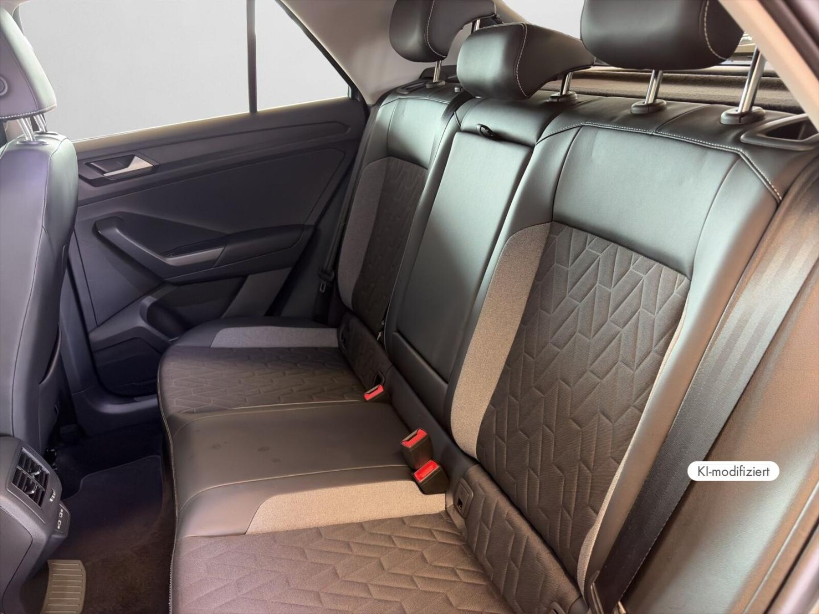Volkswagen T-Roc – Bild 14