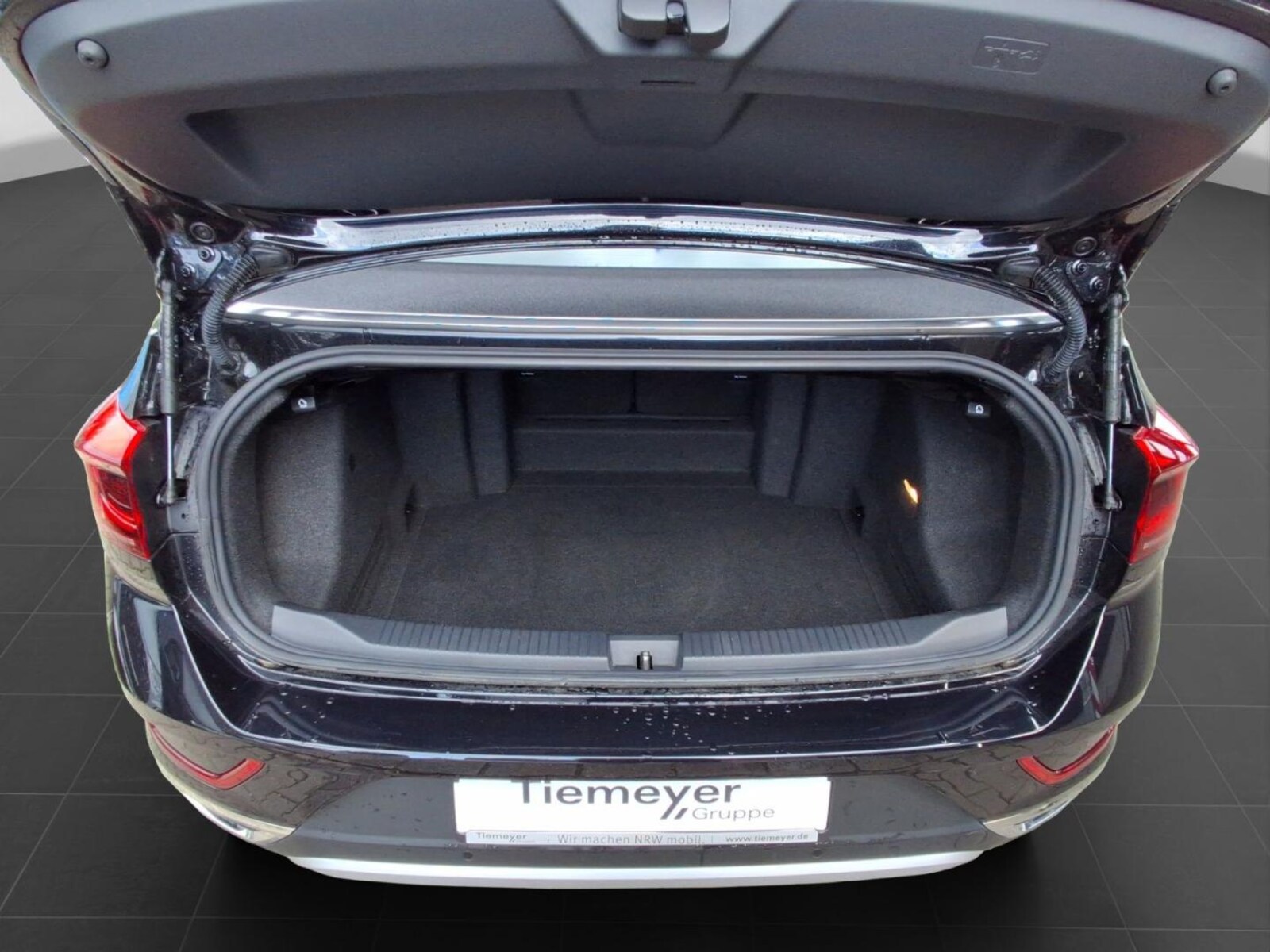 Volkswagen T-Roc Cabriolet – Bild 17