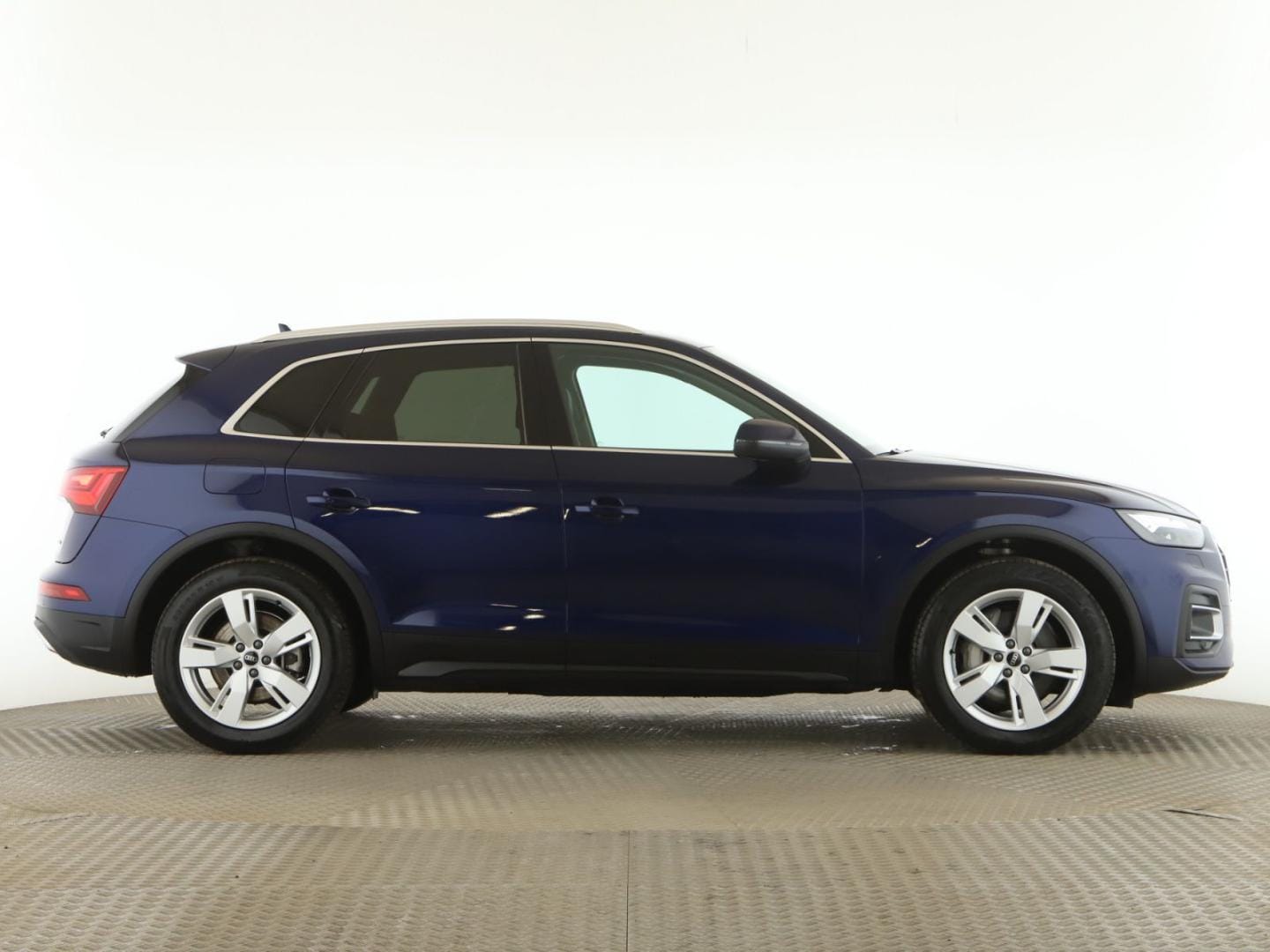 Bild über Audi Q5 50 TDI quattro tiptronic - für weitere Informationen kontaktieren Sie den Audi Partner