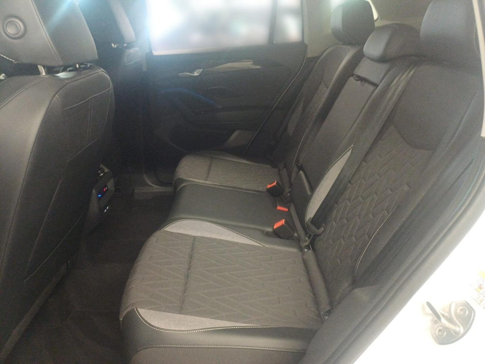 Volkswagen Tiguan – Bild 9