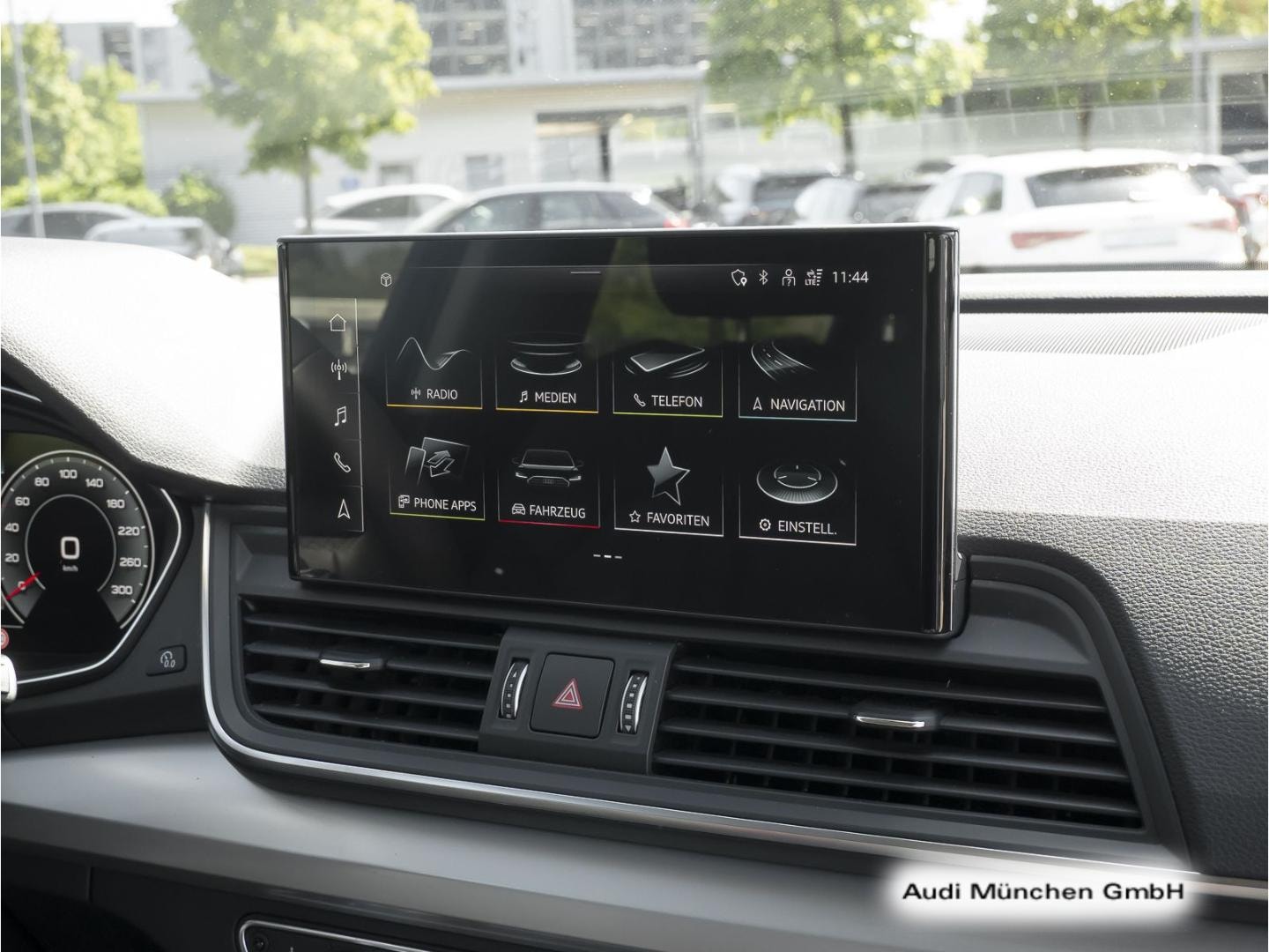 Bild über Audi Q5 40 TFSI quattro S tronic - für weitere Informationen kontaktieren Sie den Audi Partner