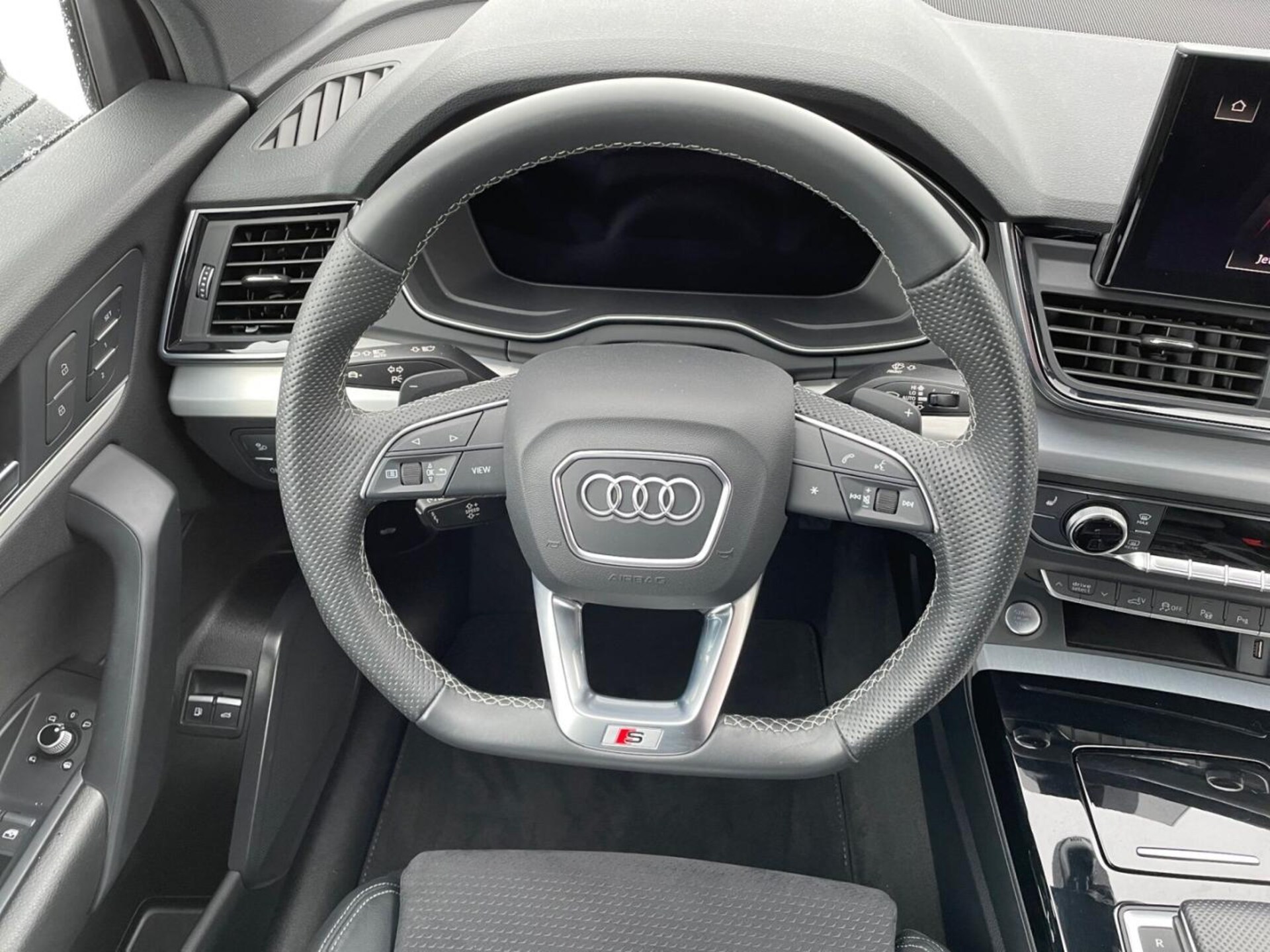 Audi Q5 TFSI e S line