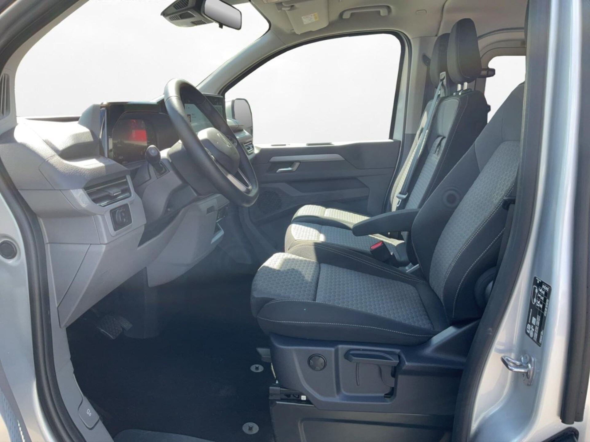 Volkswagen Caravelle Style