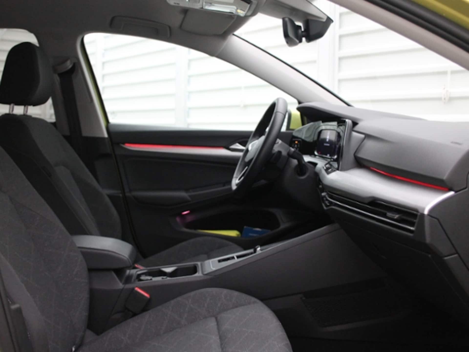 Volkswagen Golf Life