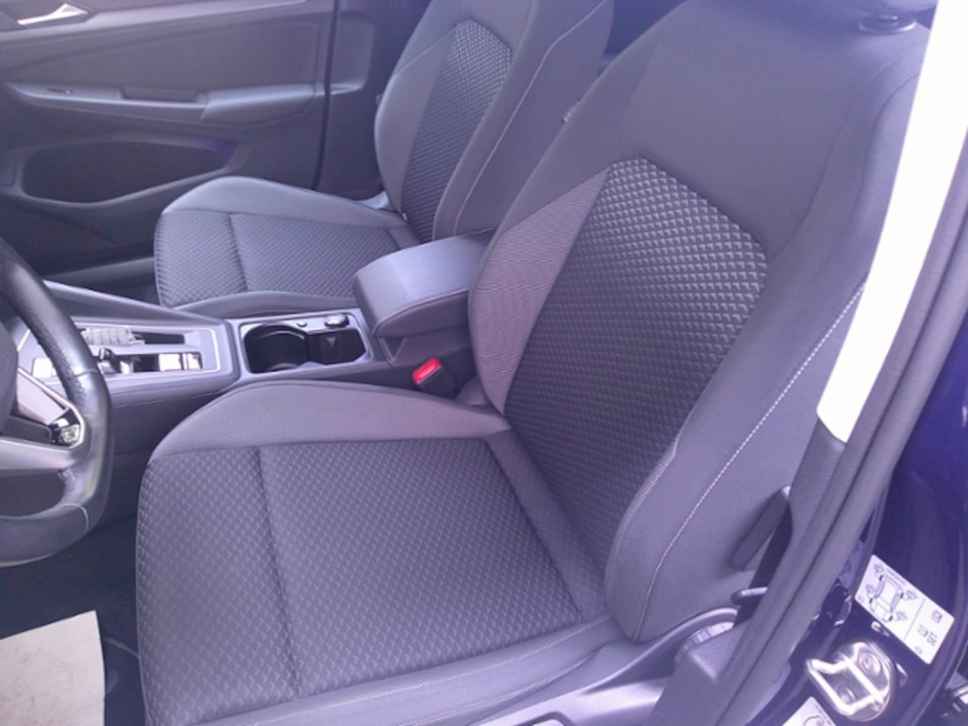 Volkswagen Golf Active