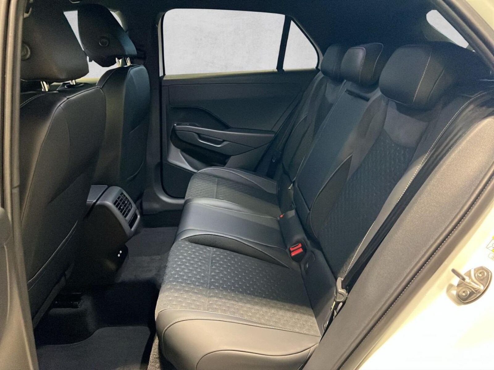Volkswagen T-Roc – Bild 25