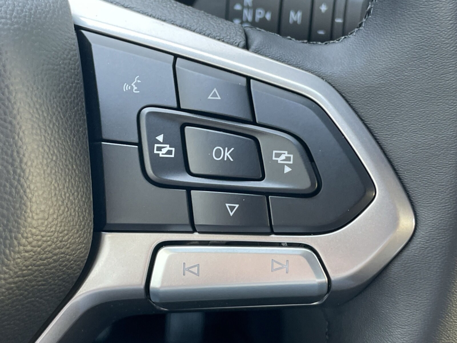 Volkswagen Caravelle – Bild 12