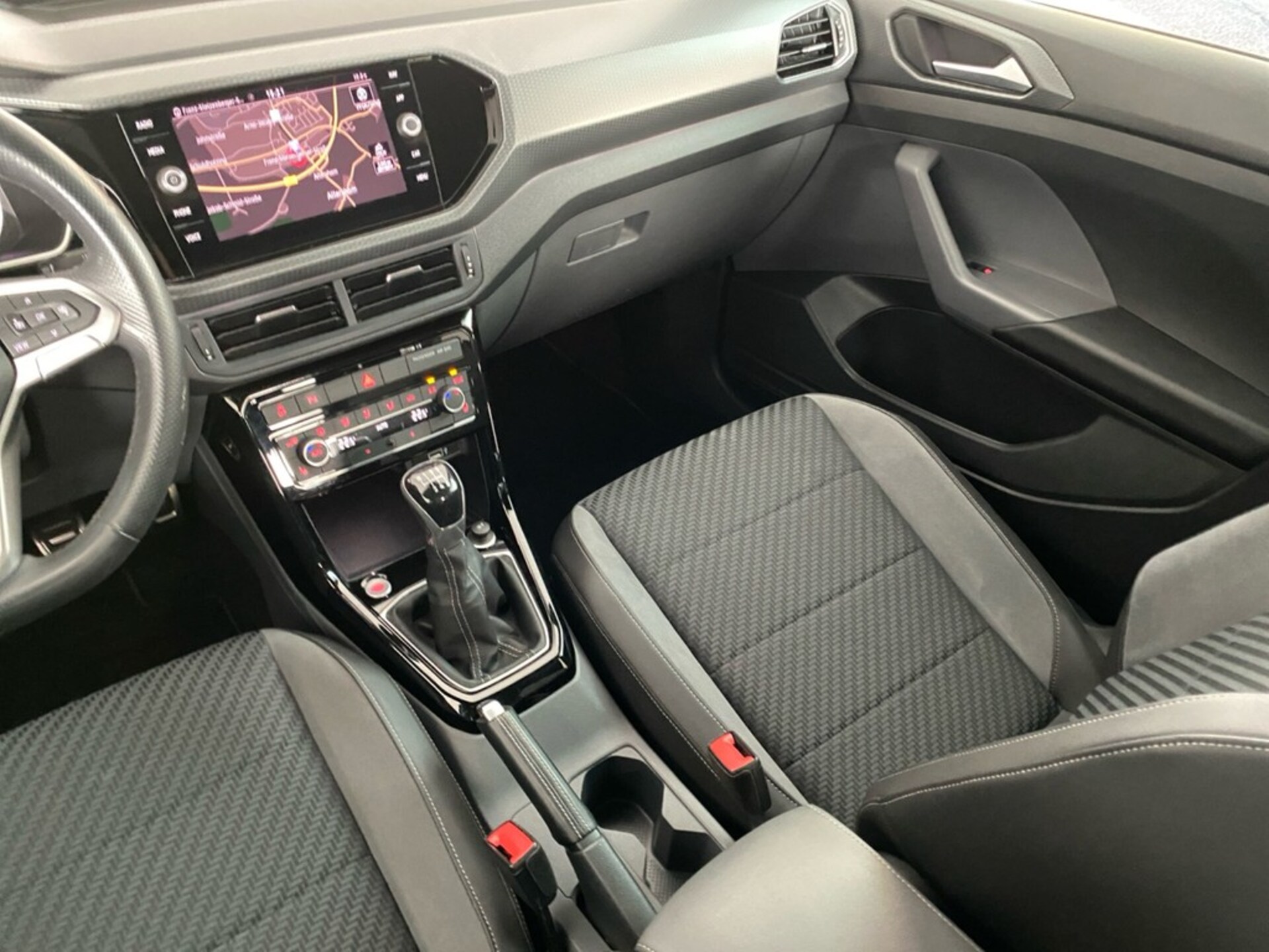Volkswagen T-Cross Style