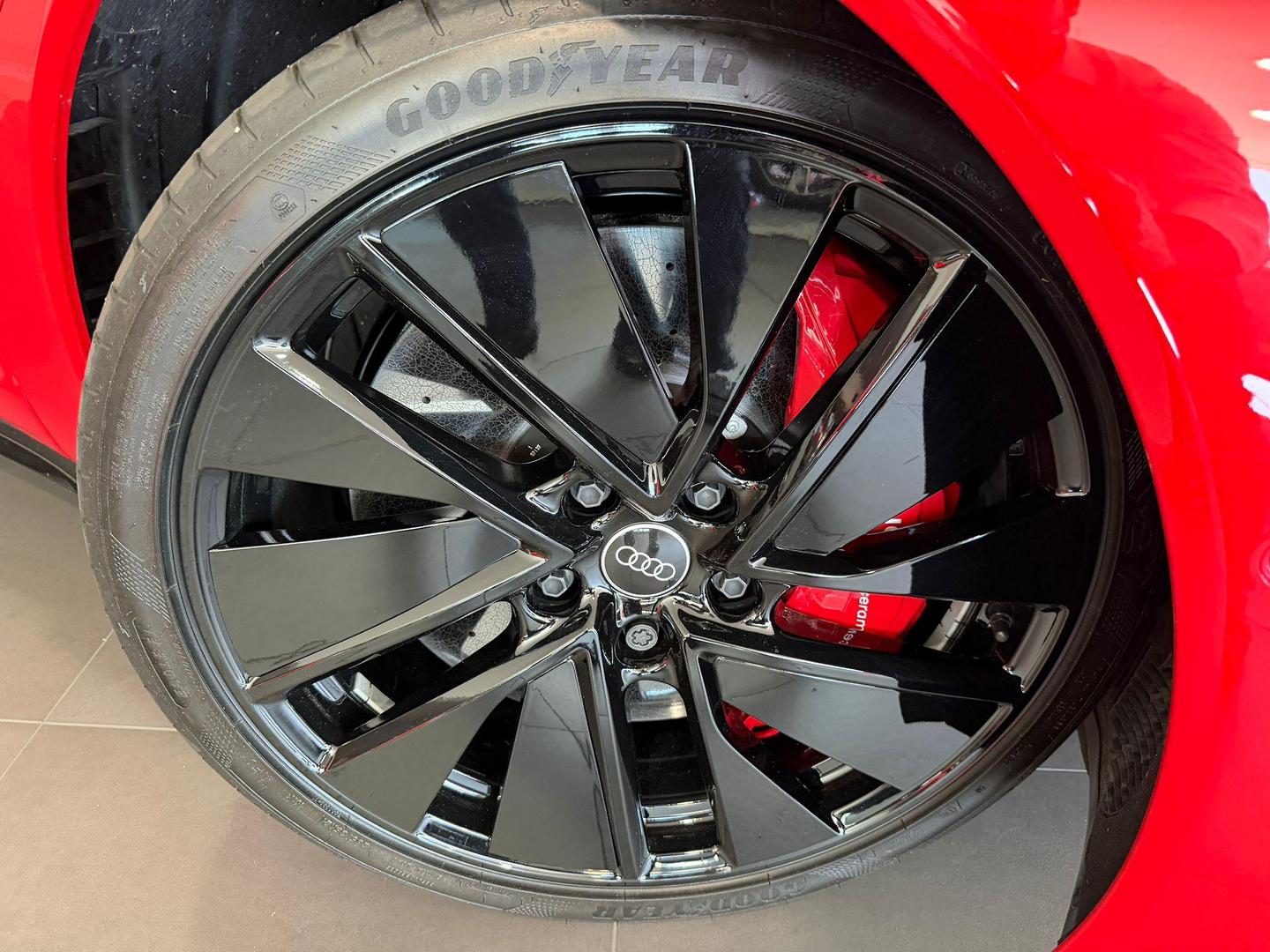 Image about Audi RS e-tron GT e-tron quattro