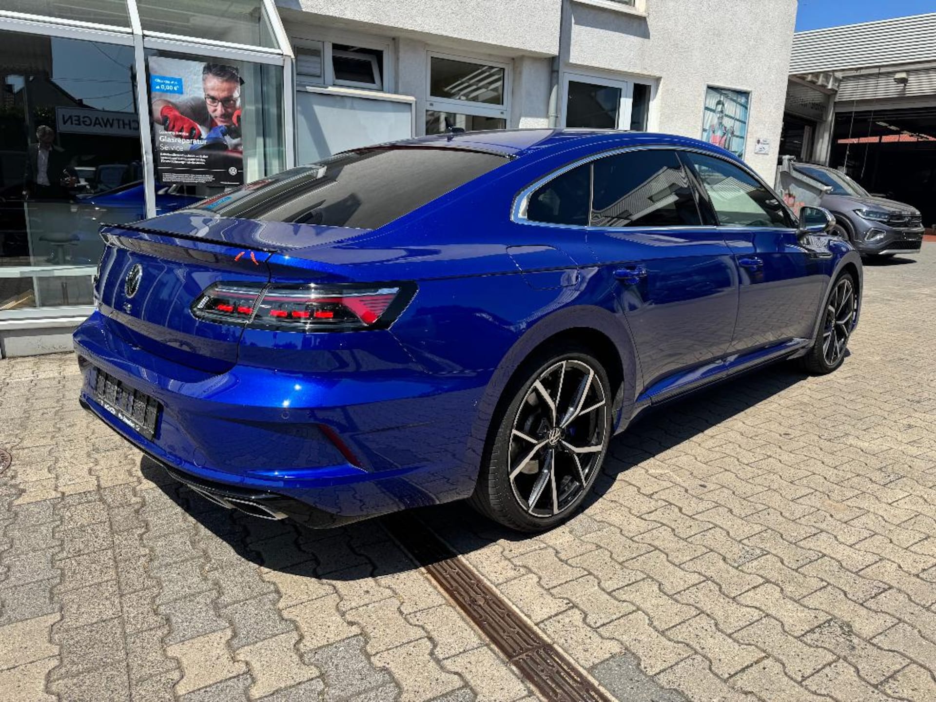 Volkswagen Arteon R