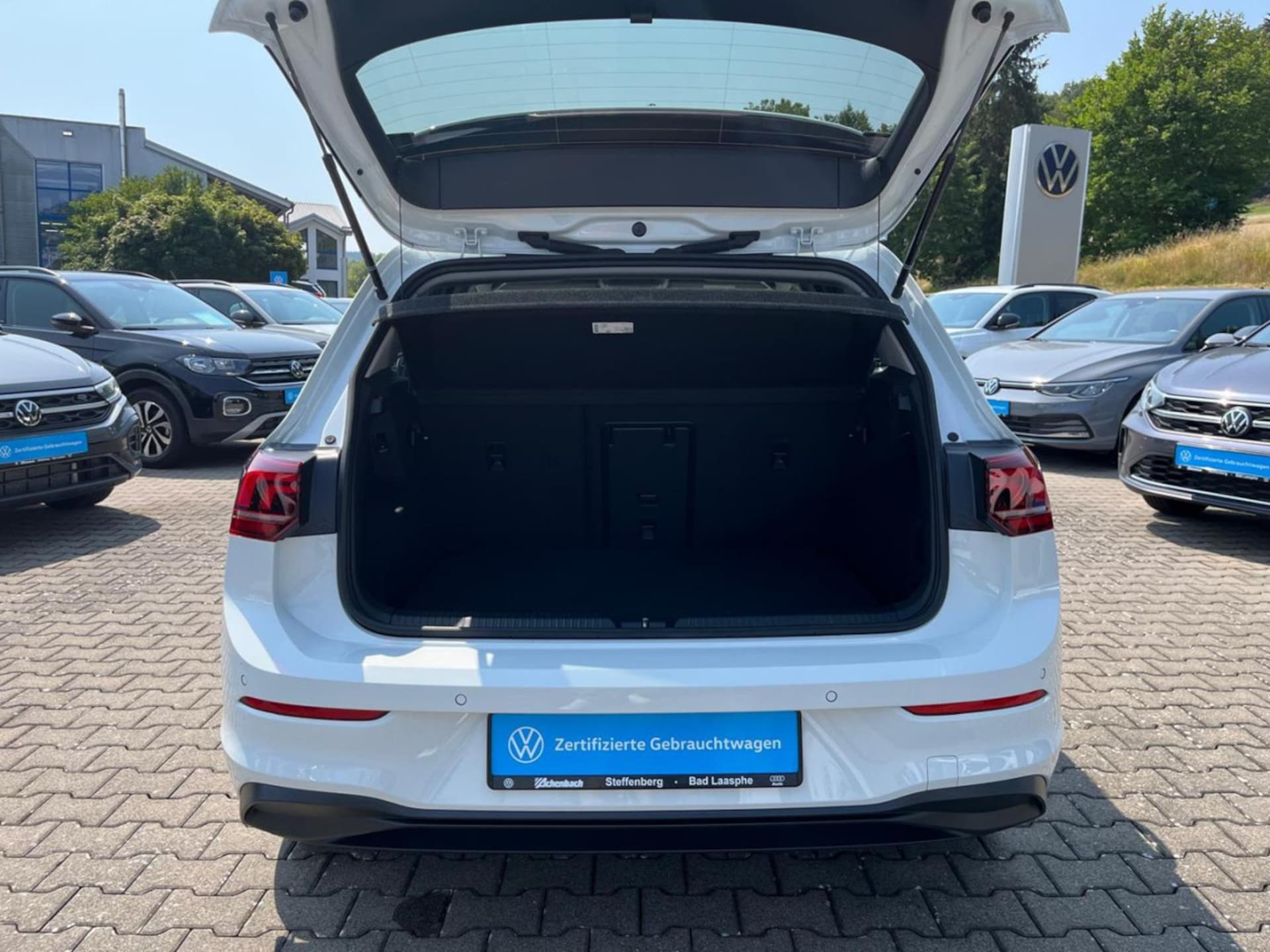 Volkswagen Golf Life