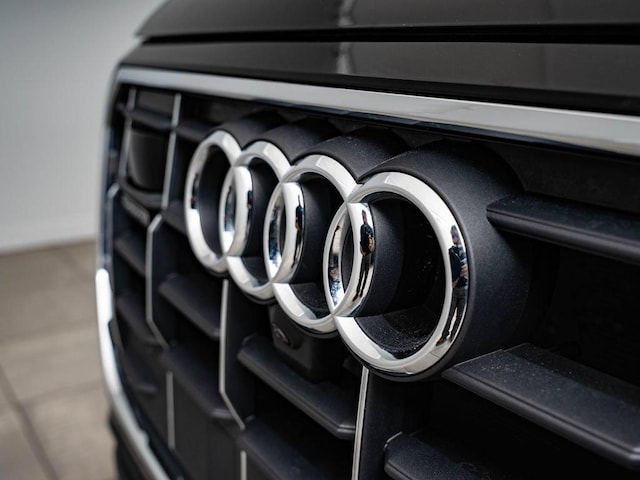 2022 Audi Q8