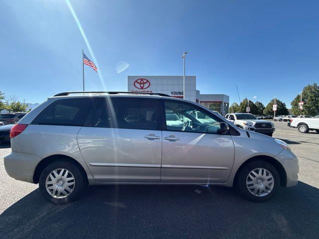 2010 Toyota Sienna